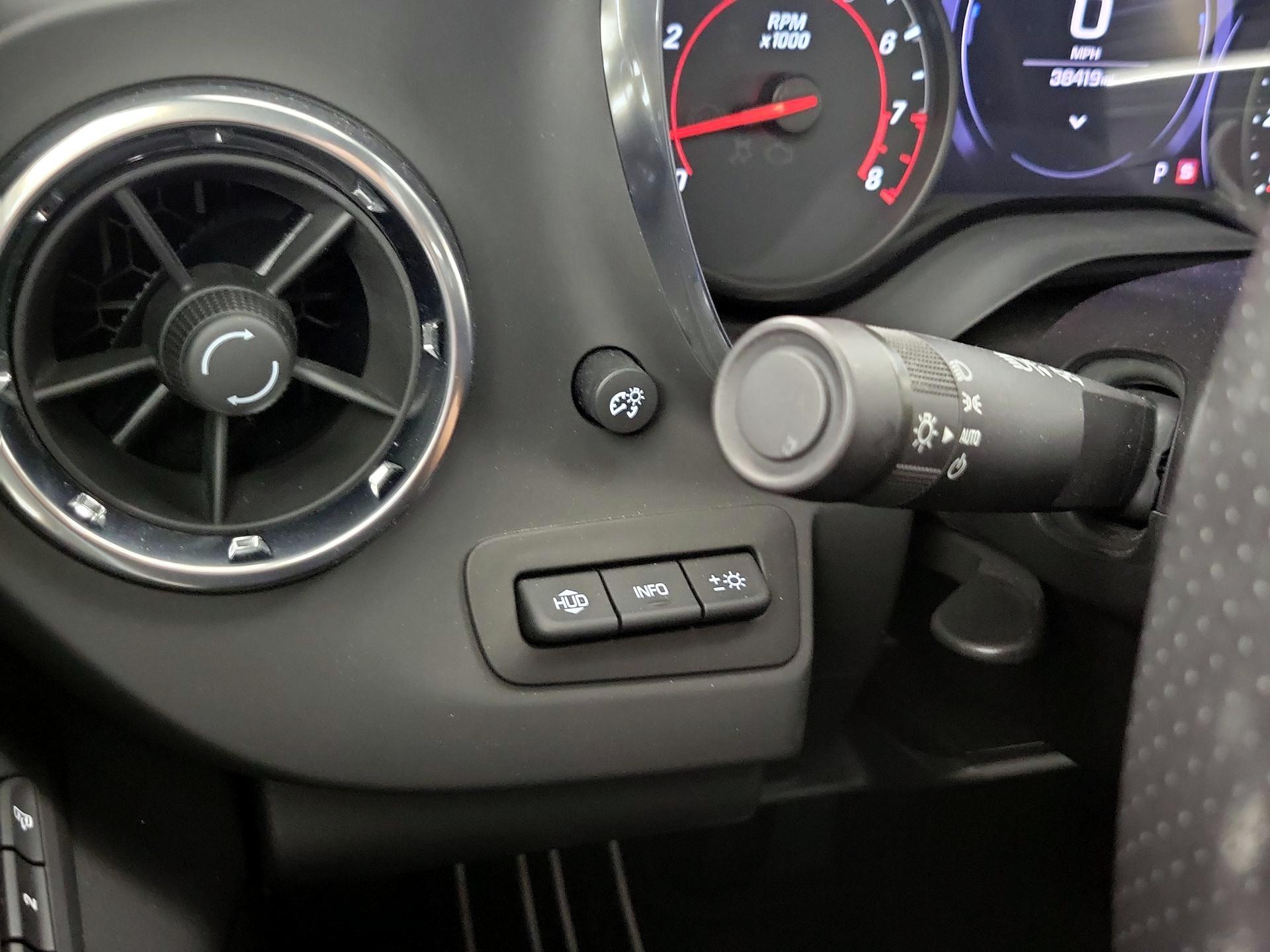 Thumbnail: 2019 Chevrolet Camaro - 13