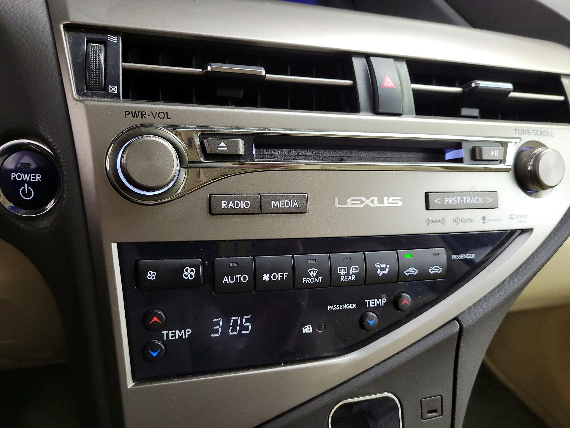 Thumbnail: 2015 Lexus RX - 17