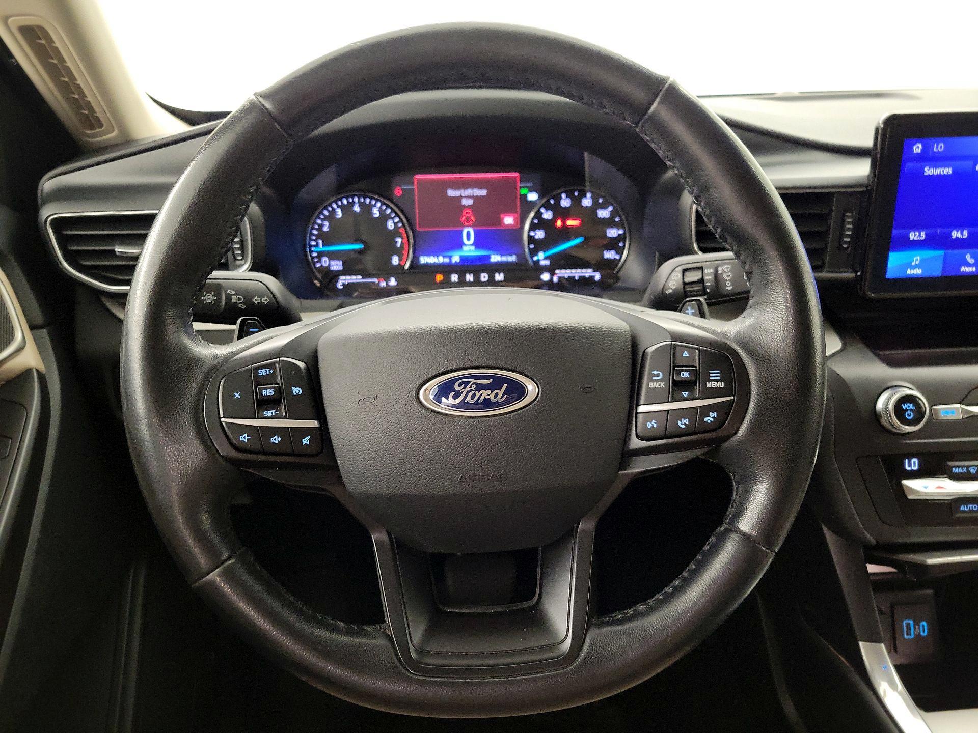 Thumbnail: 2020 Ford Explorer - 10