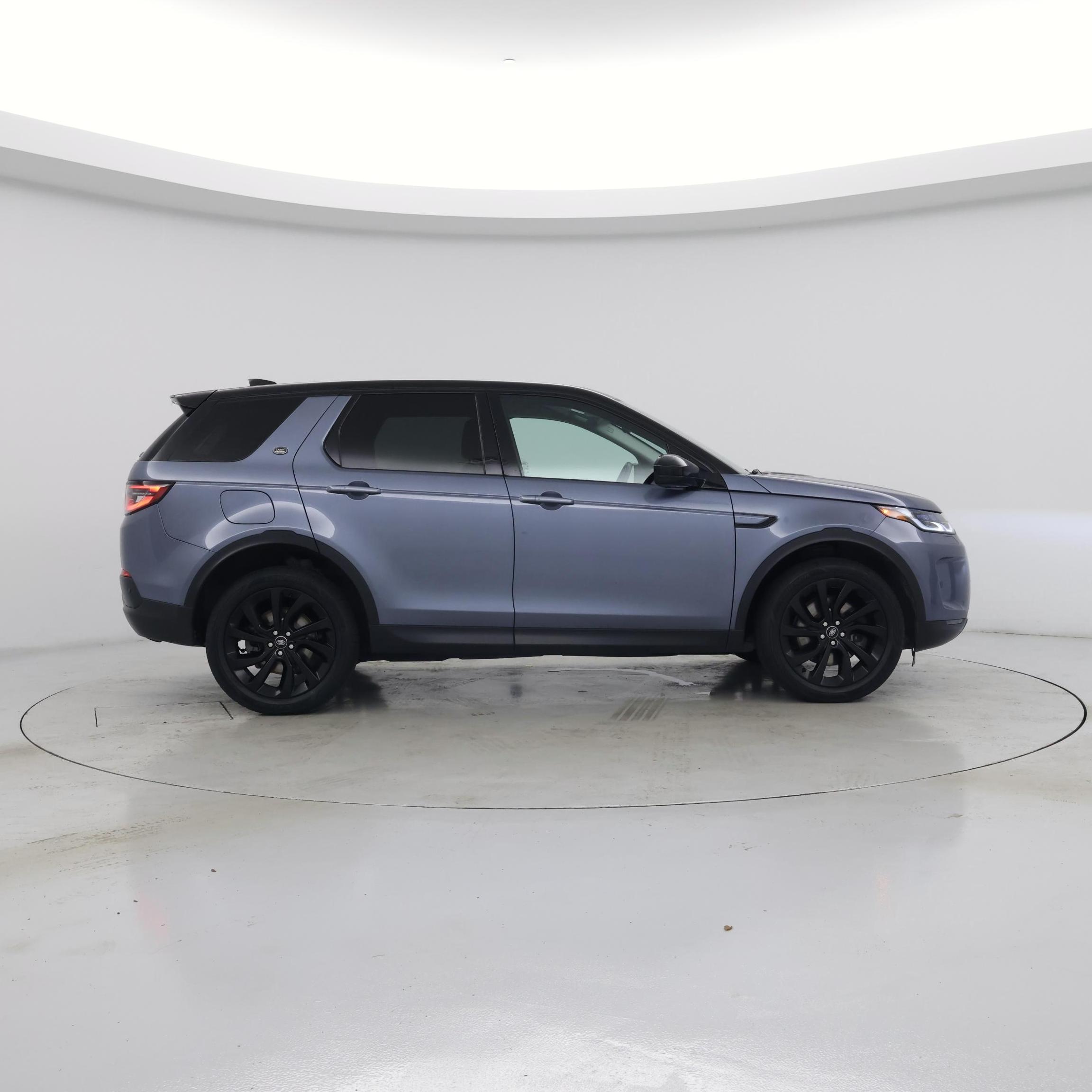 Thumbnail: 2023 Land Rover Discovery Sport - 7