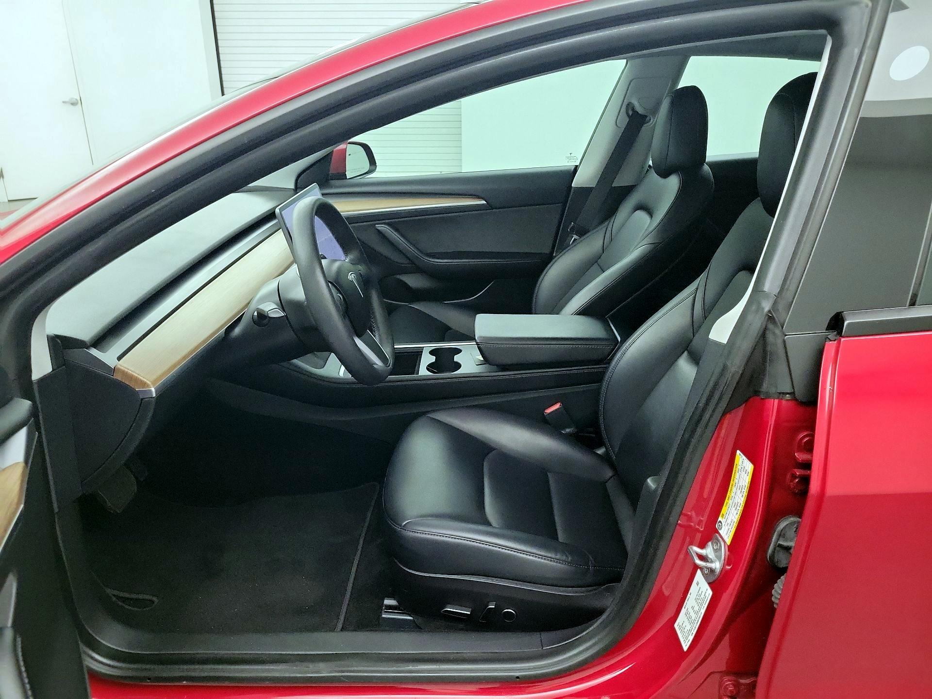Thumbnail: 2021 Tesla Model 3 - 9