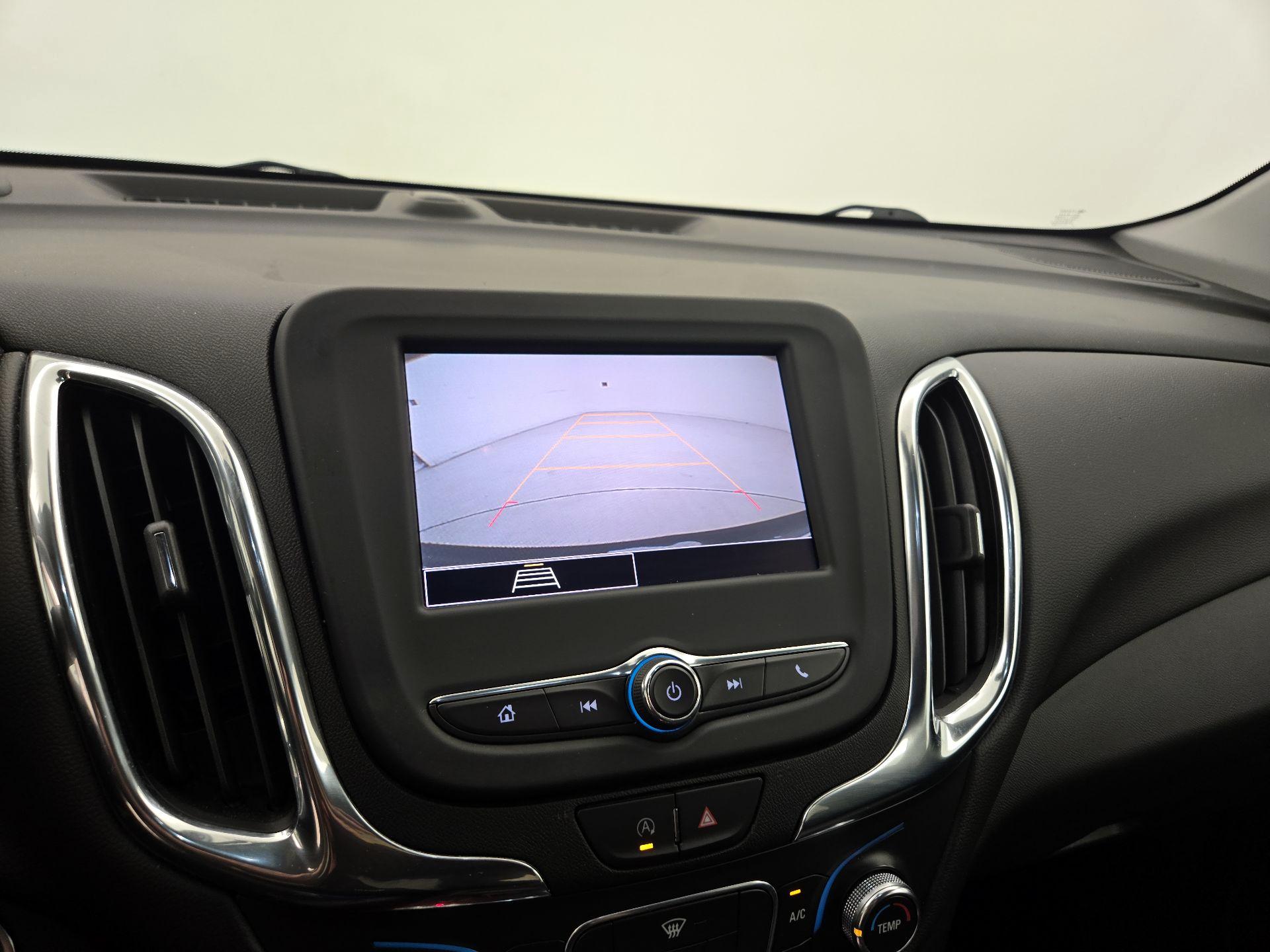 Thumbnail: 2022 Chevrolet Equinox - 14