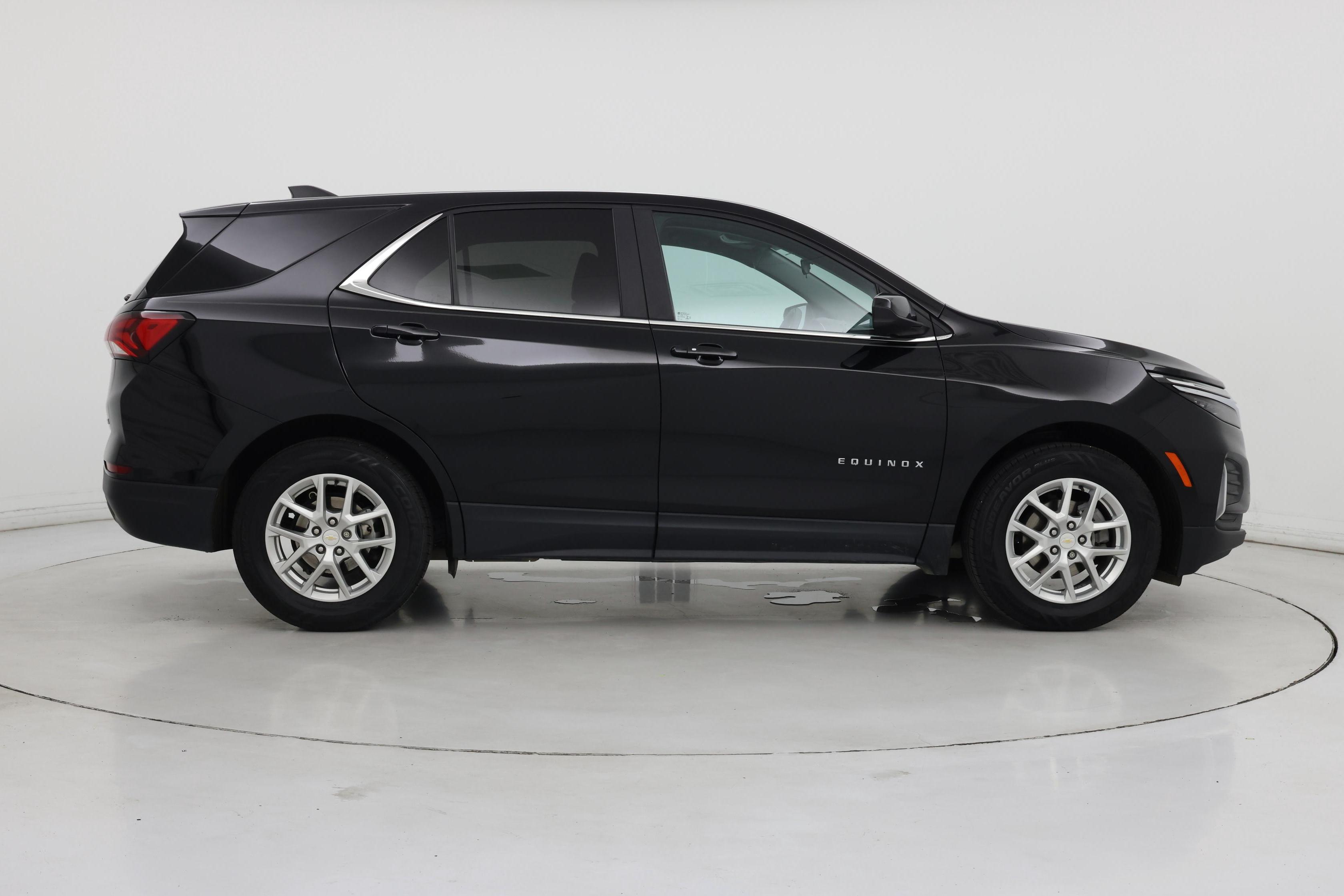 Thumbnail: 2022 Chevrolet Equinox - 7