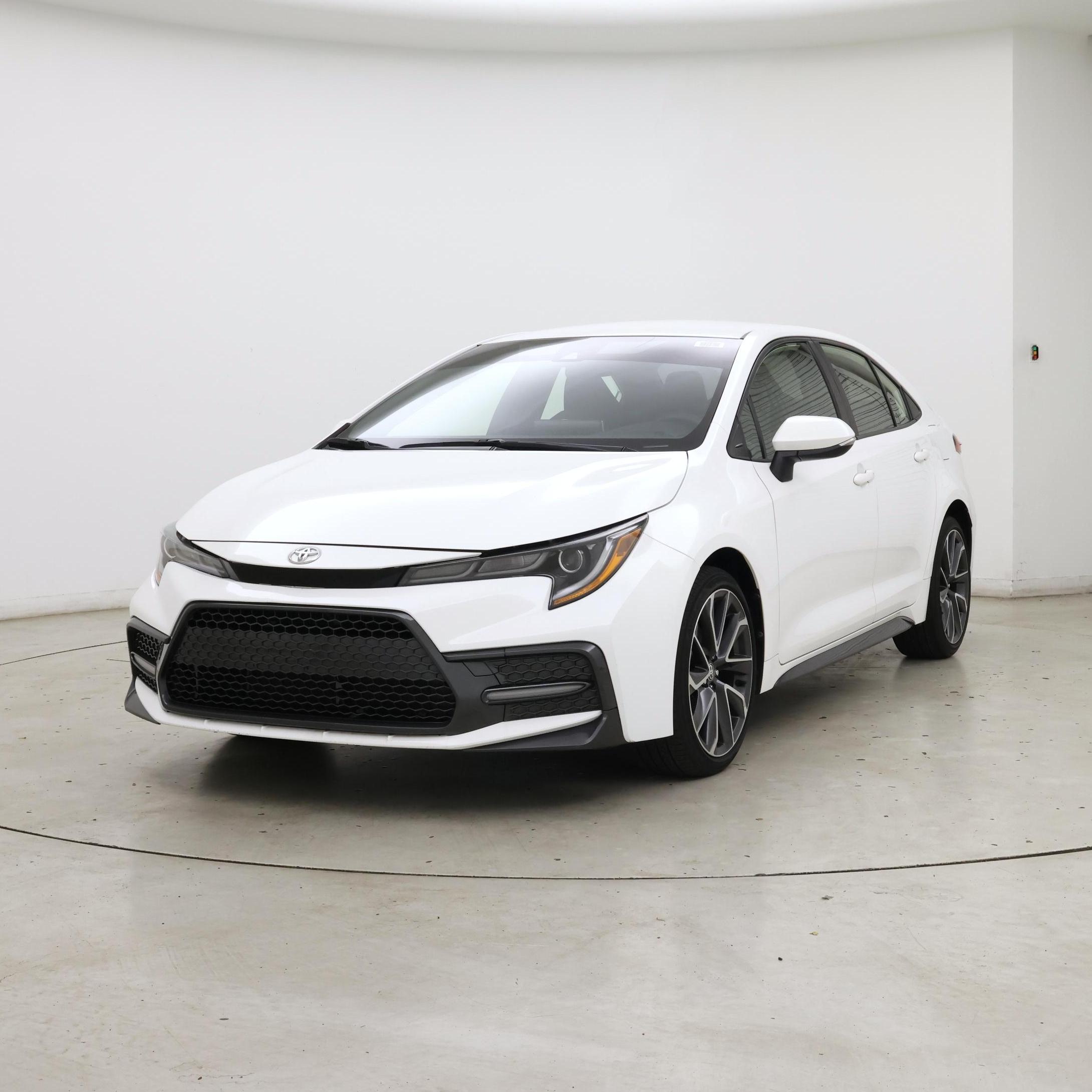 Thumbnail: 2021 Toyota Corolla - 4