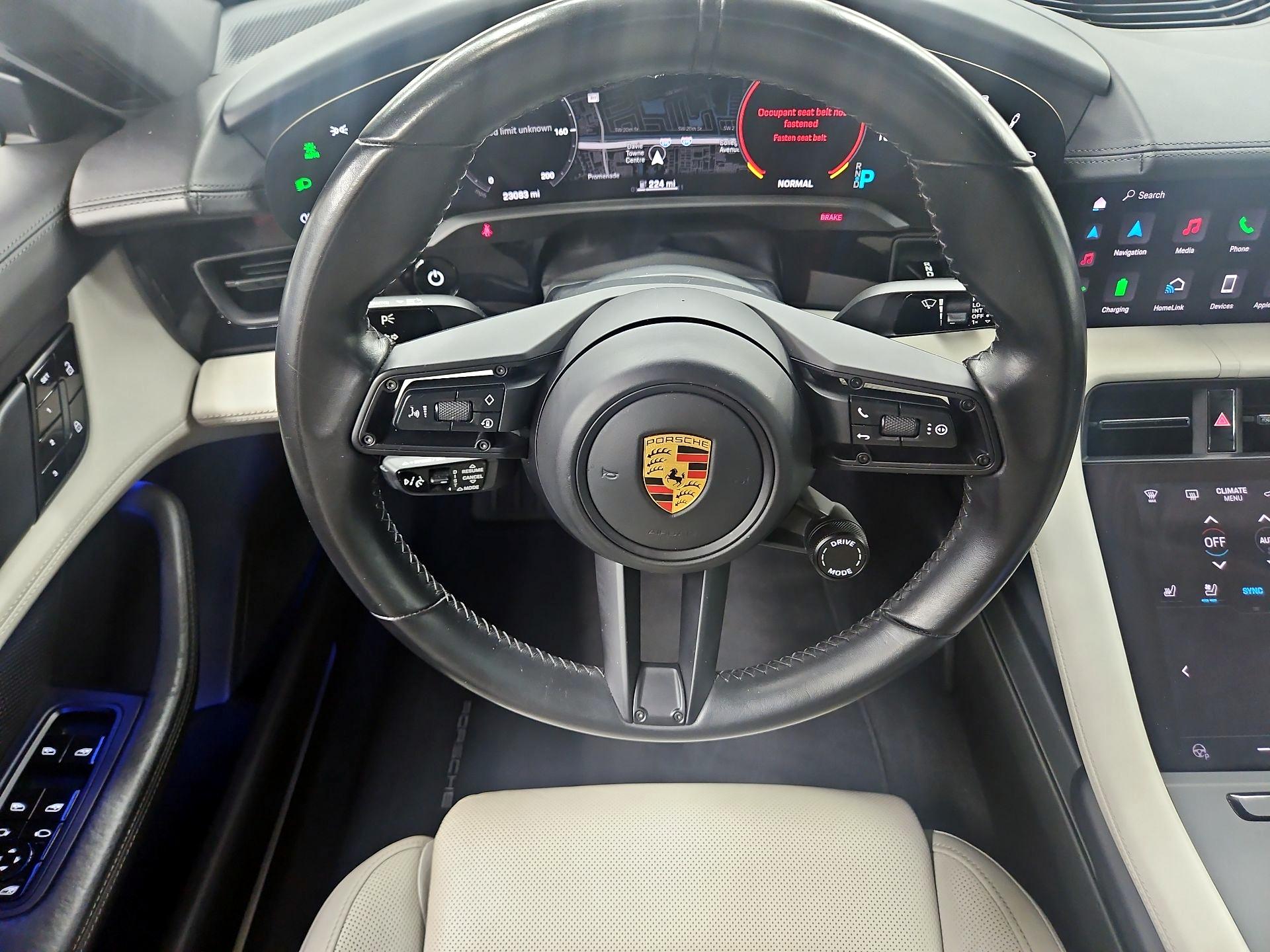 Thumbnail: 2021 Porsche Taycan - 10