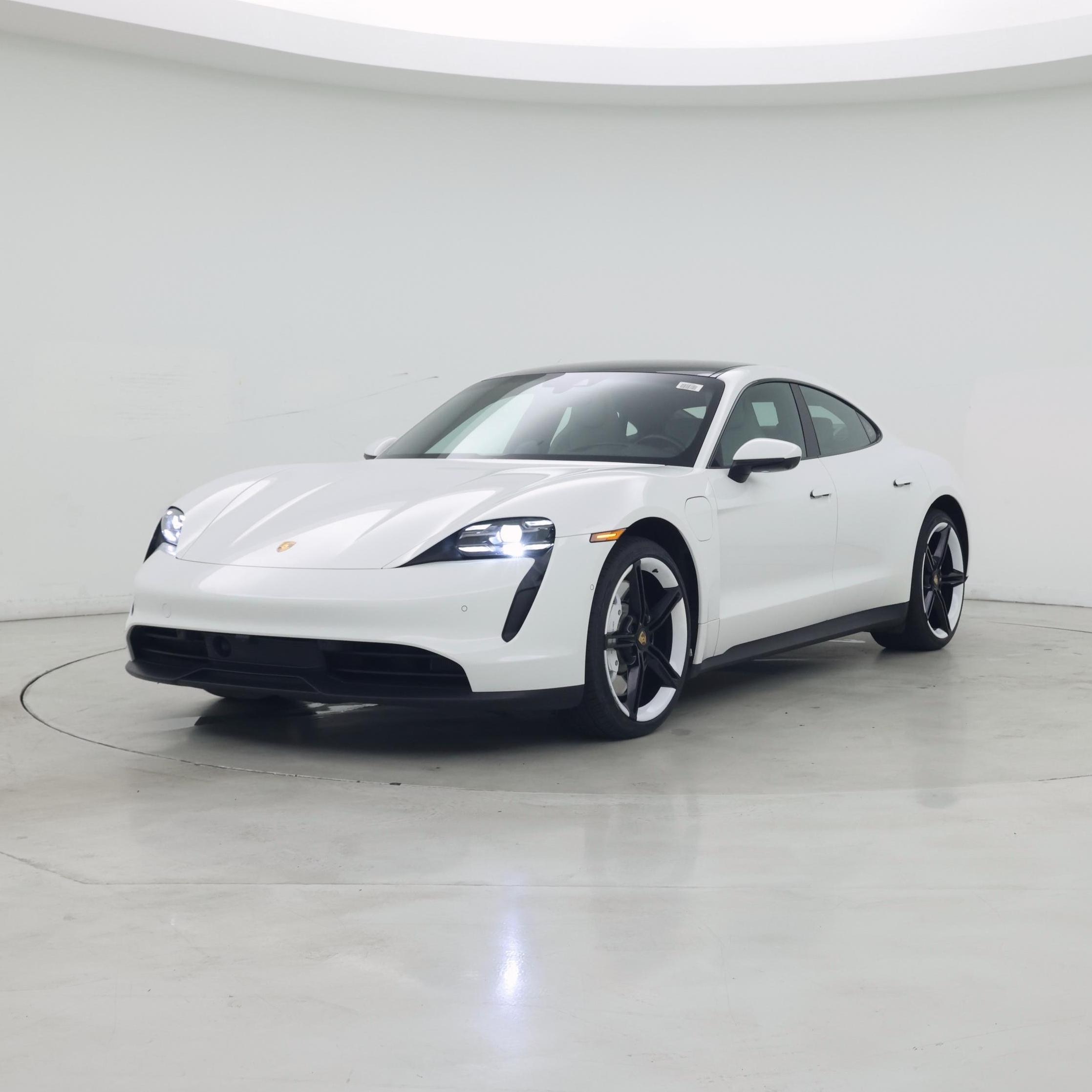 Thumbnail: 2021 Porsche Taycan - 4