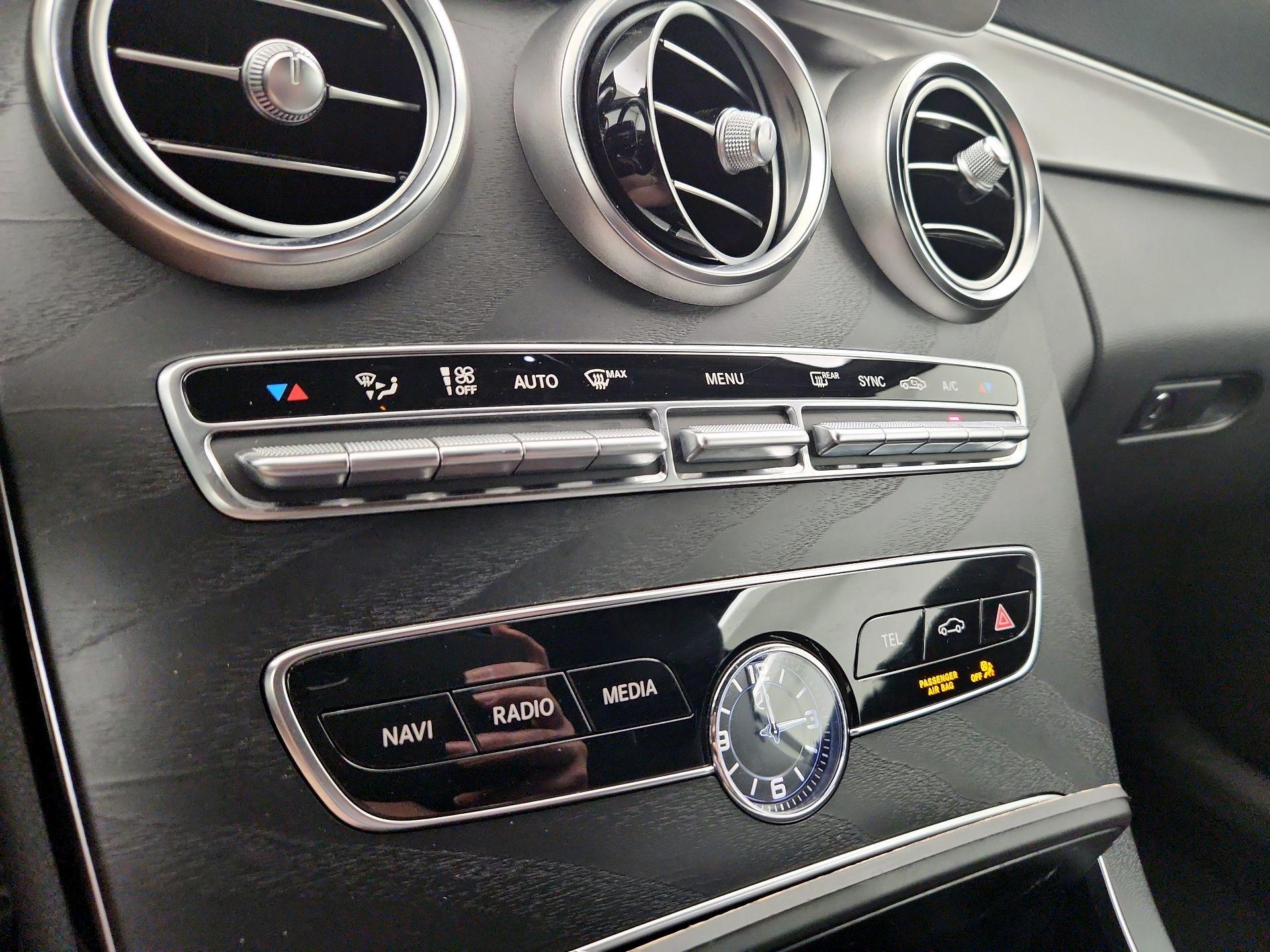 Thumbnail: 2019 Mercedes-Benz C-Class - 17