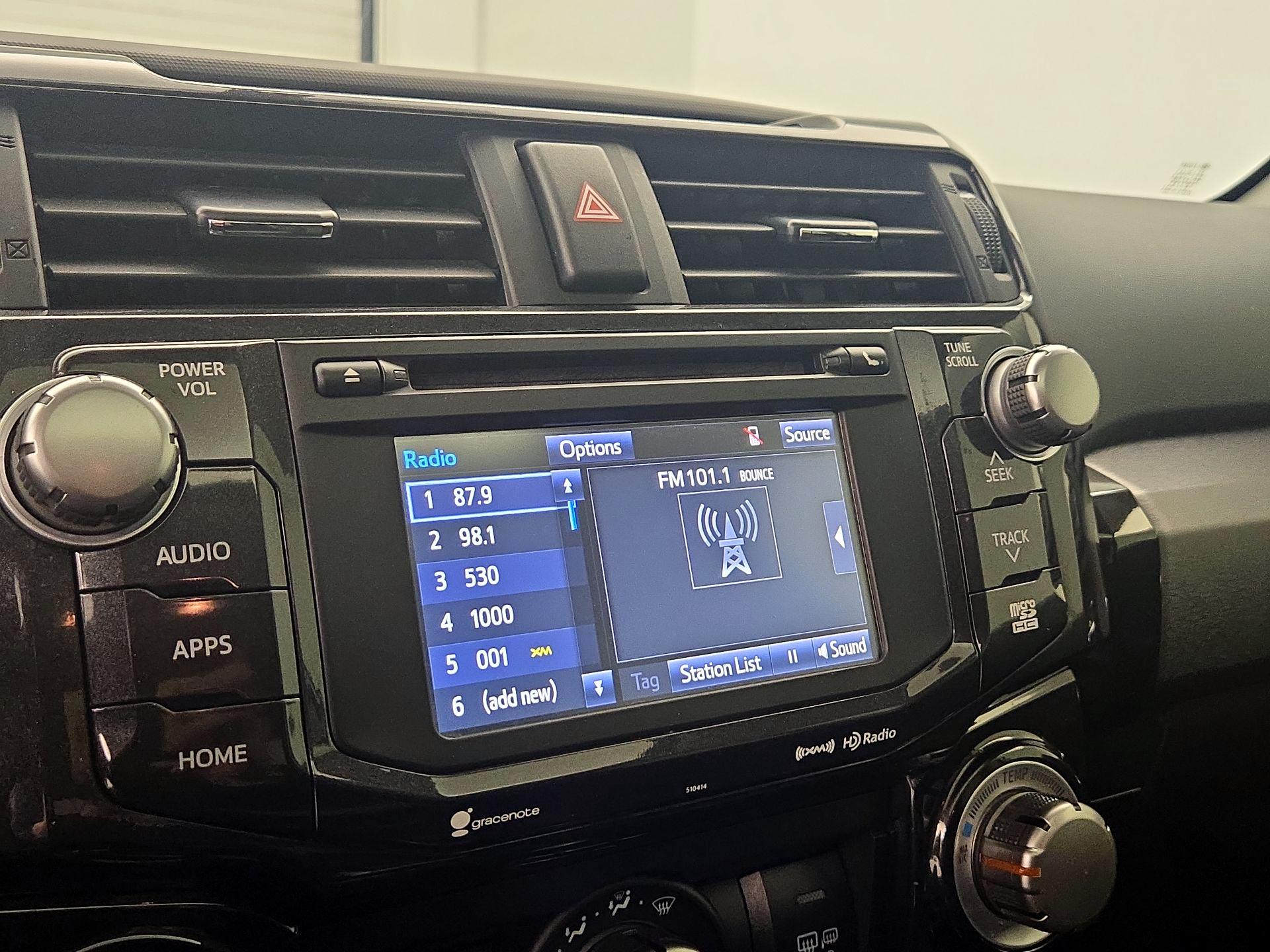 Thumbnail: 2018 Toyota 4Runner - 15