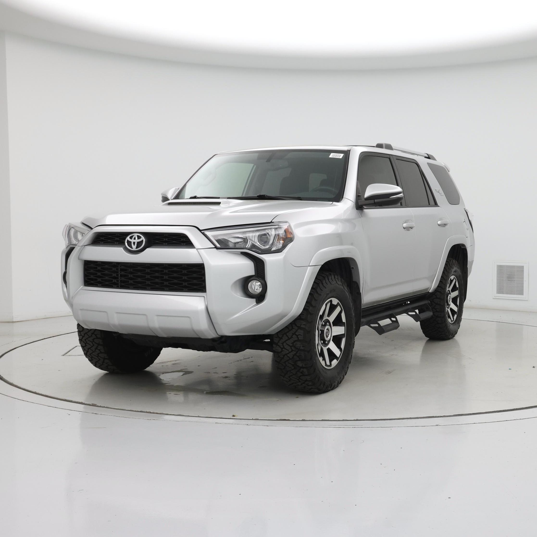 Thumbnail: 2018 Toyota 4Runner - 4