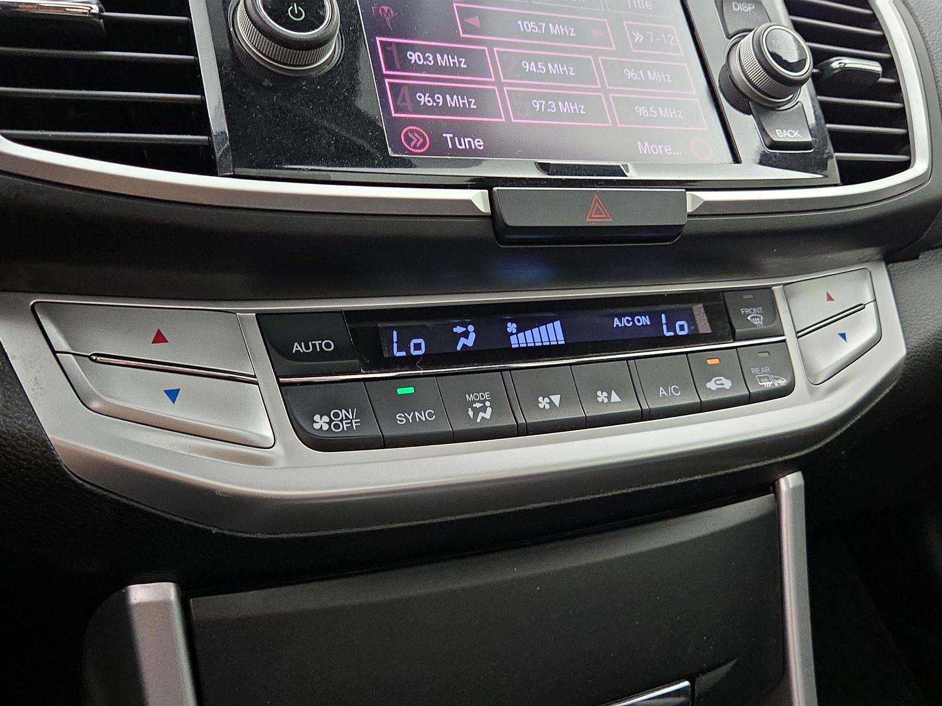 Thumbnail: 2015 Honda Accord - 16