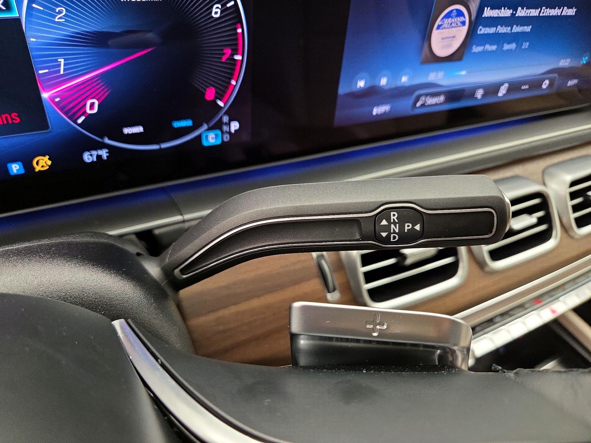 Thumbnail: 2025 Mercedes-Benz GLE - 18