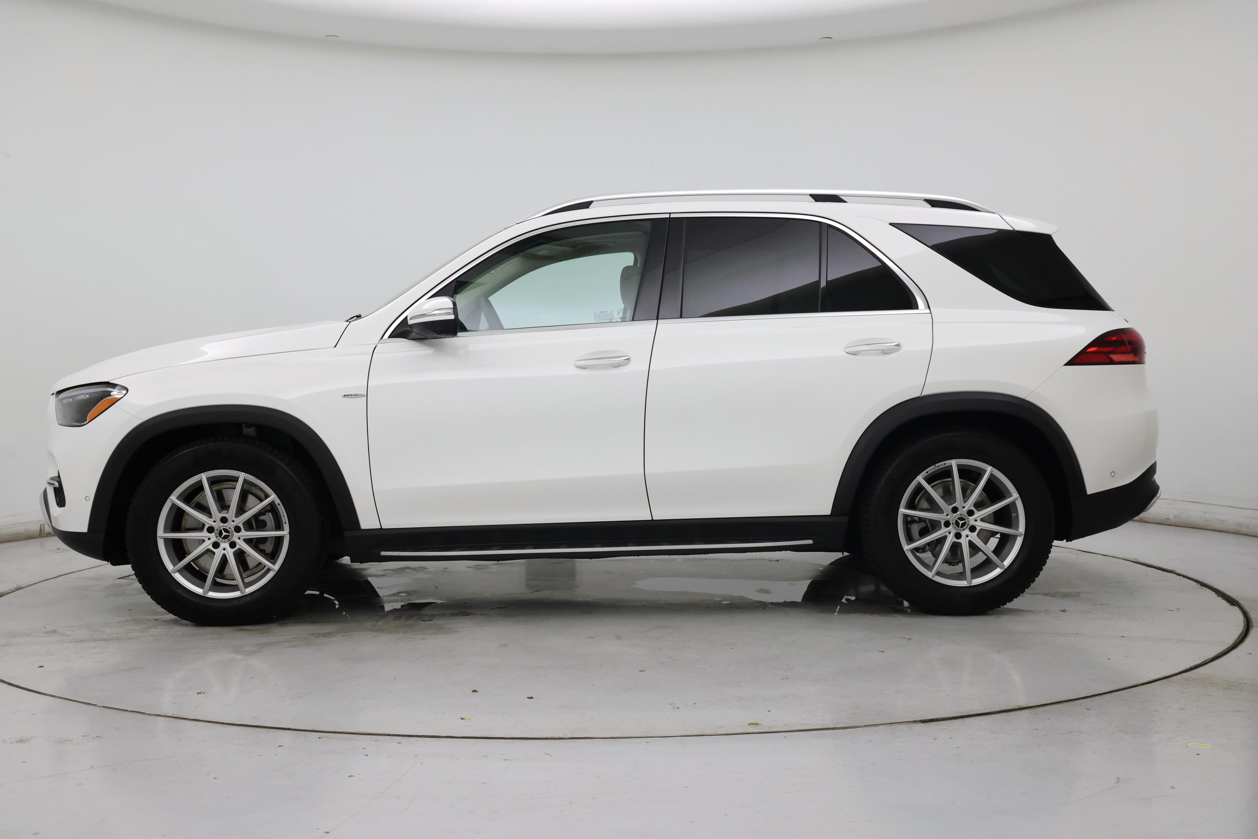 Thumbnail: 2025 Mercedes-Benz GLE - 3