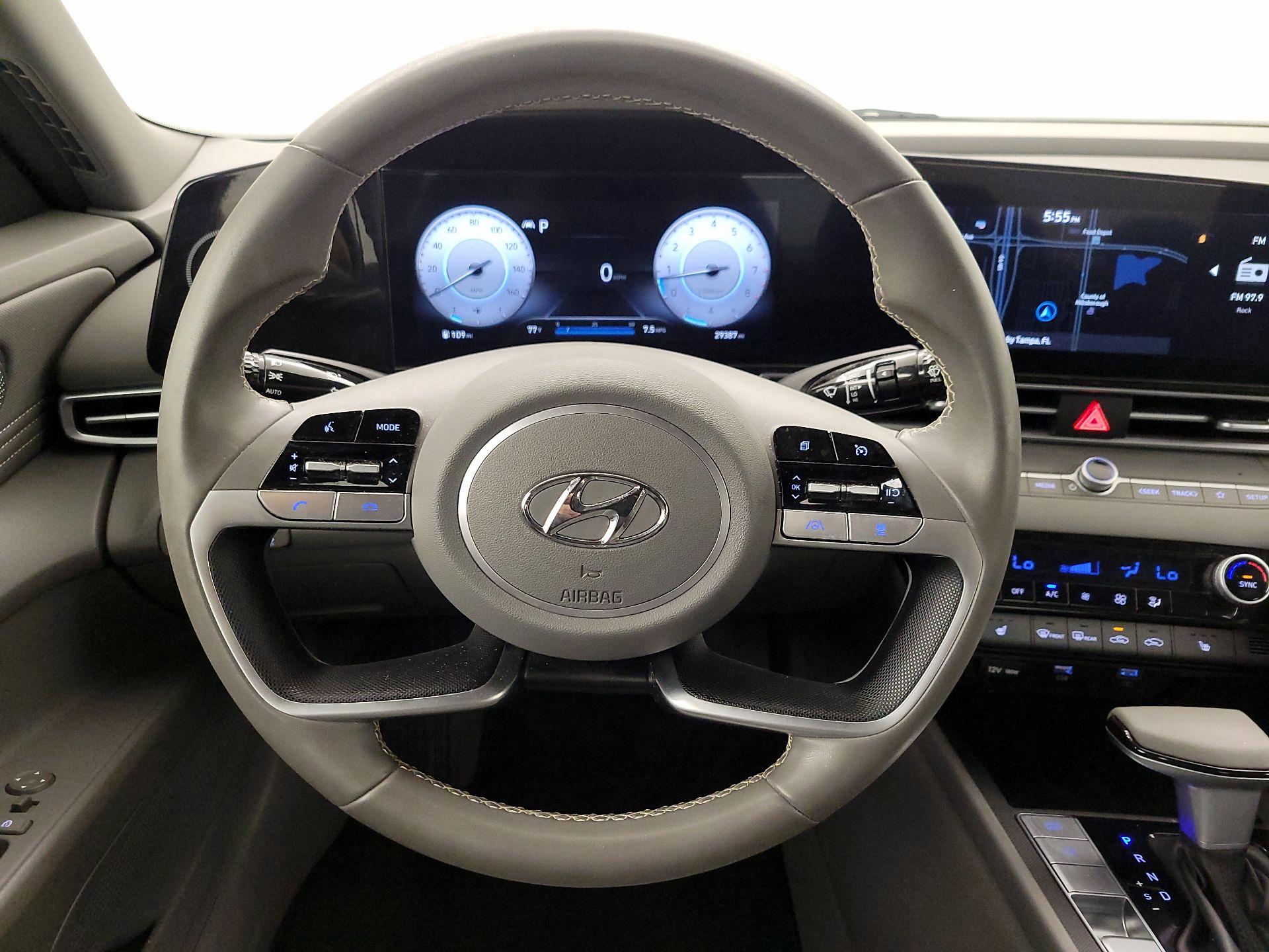 Thumbnail: 2023 Hyundai Elantra - 10