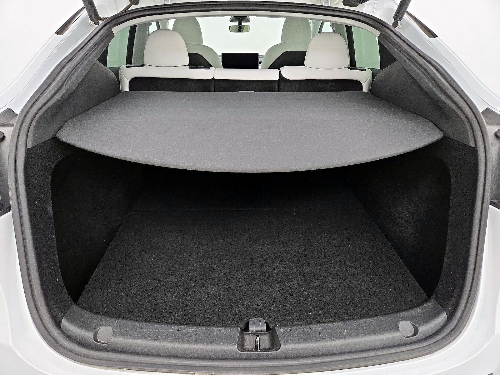 2023 Tesla Model Y Long Range - Photo 23