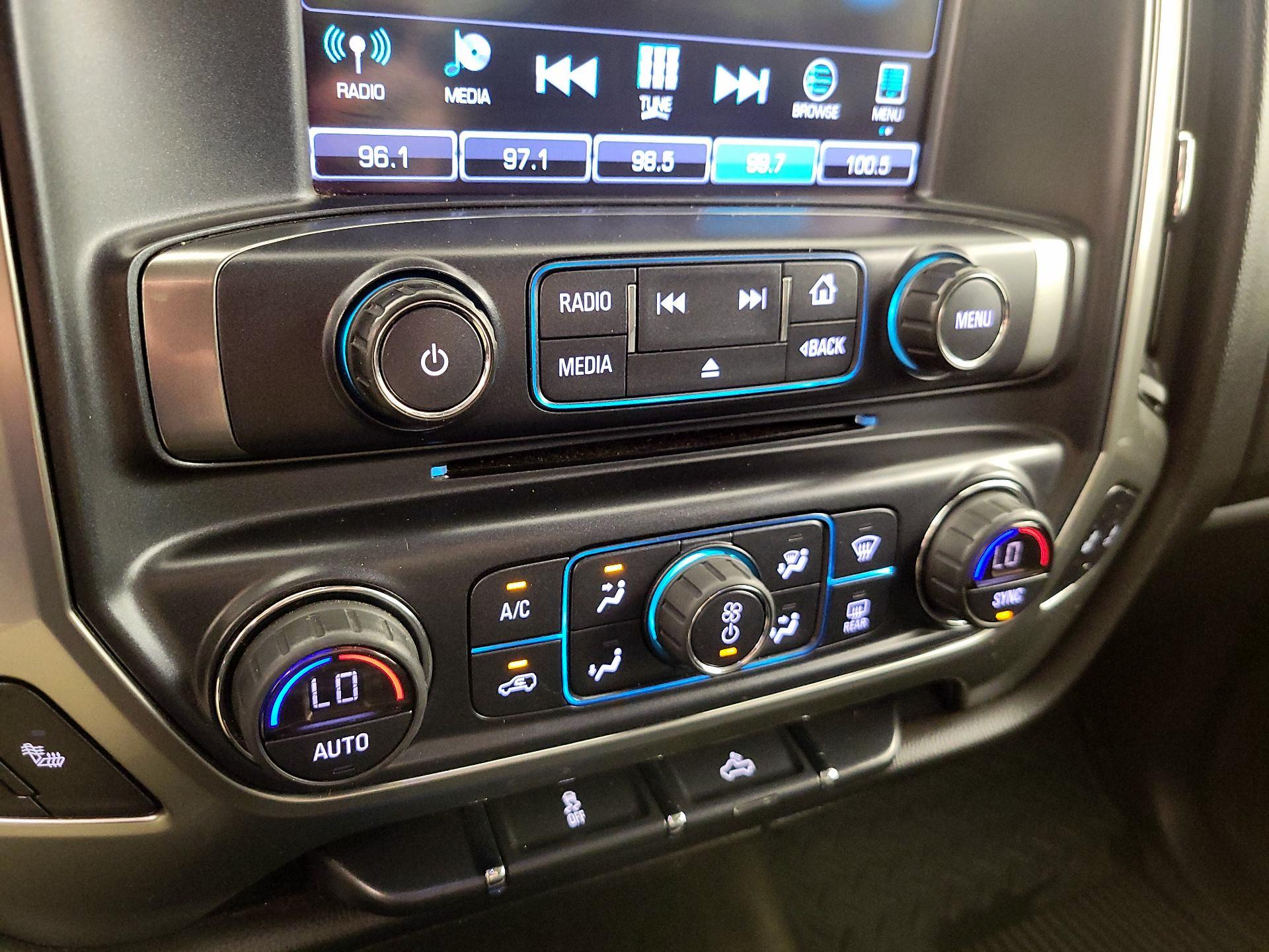 Thumbnail: 2018 Chevrolet Silverado 1500 - 17
