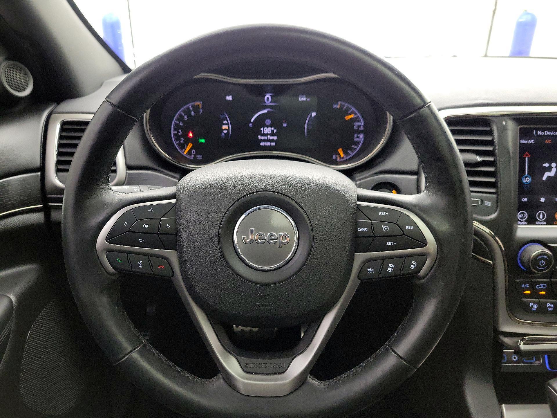 Thumbnail: 2018 Jeep Grand Cherokee - 10