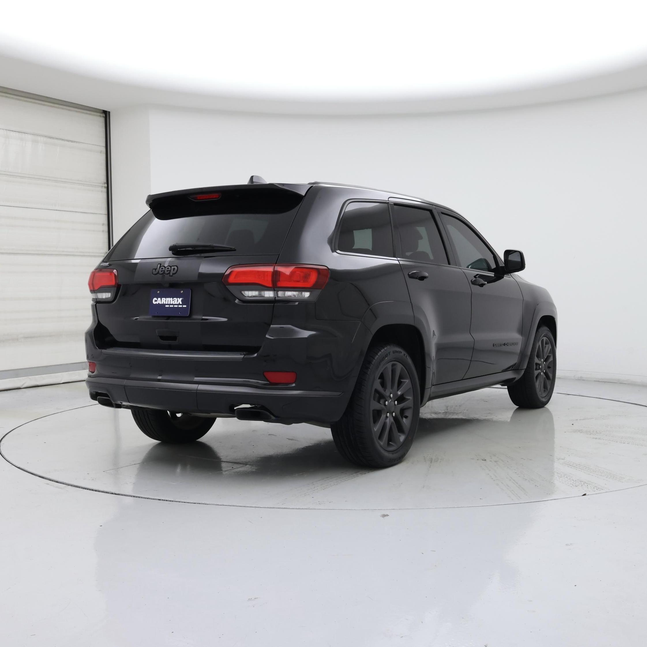 Thumbnail: 2018 Jeep Grand Cherokee - 8
