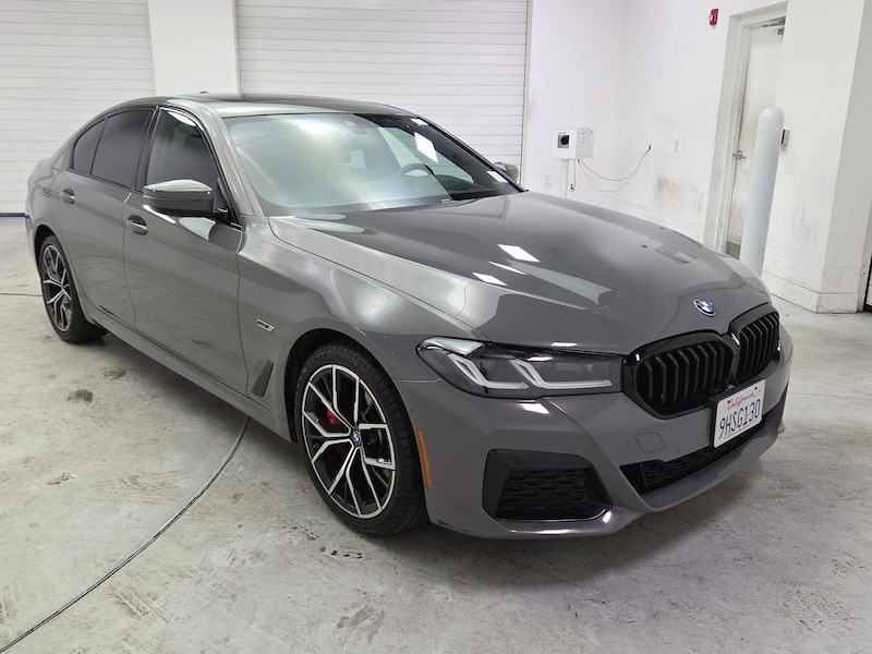 2022 BMW 530e Plug-in Hybrid