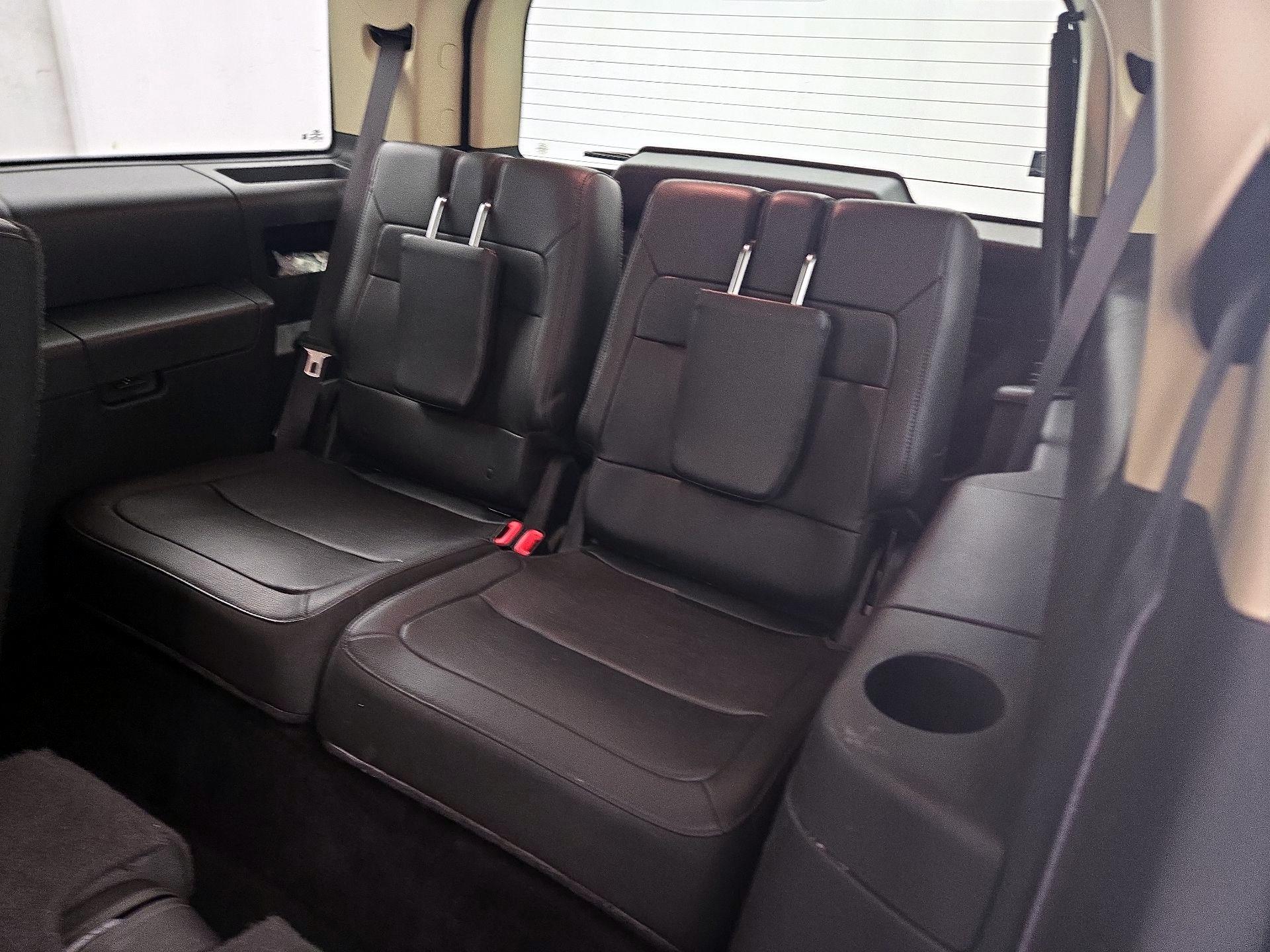 Thumbnail: 2019 Ford Flex - 20