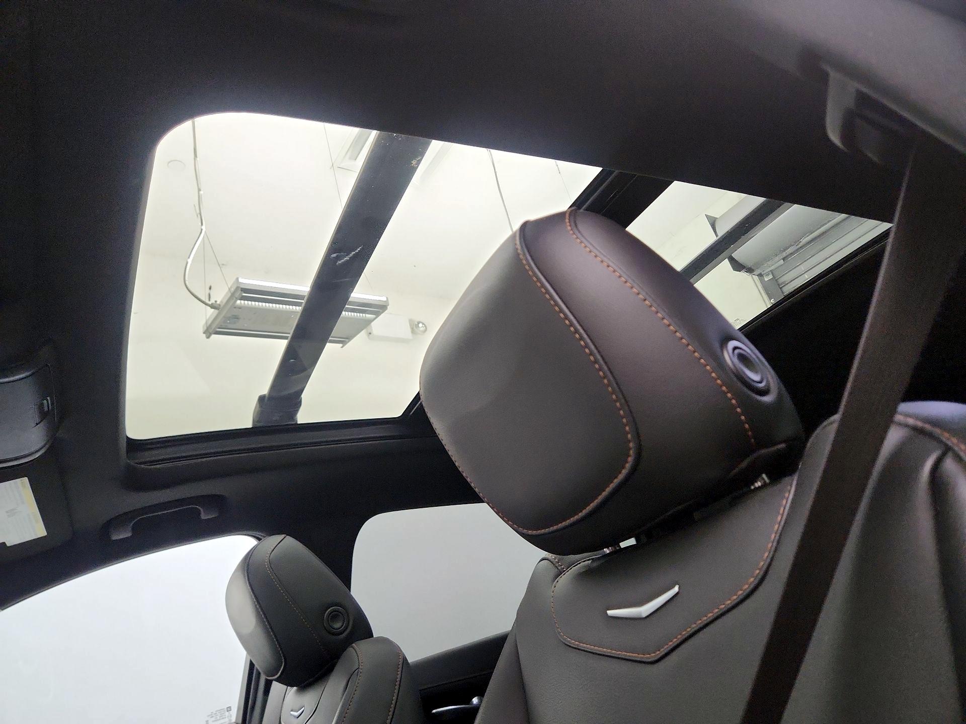 Thumbnail: 2020 Cadillac XT4 - 19