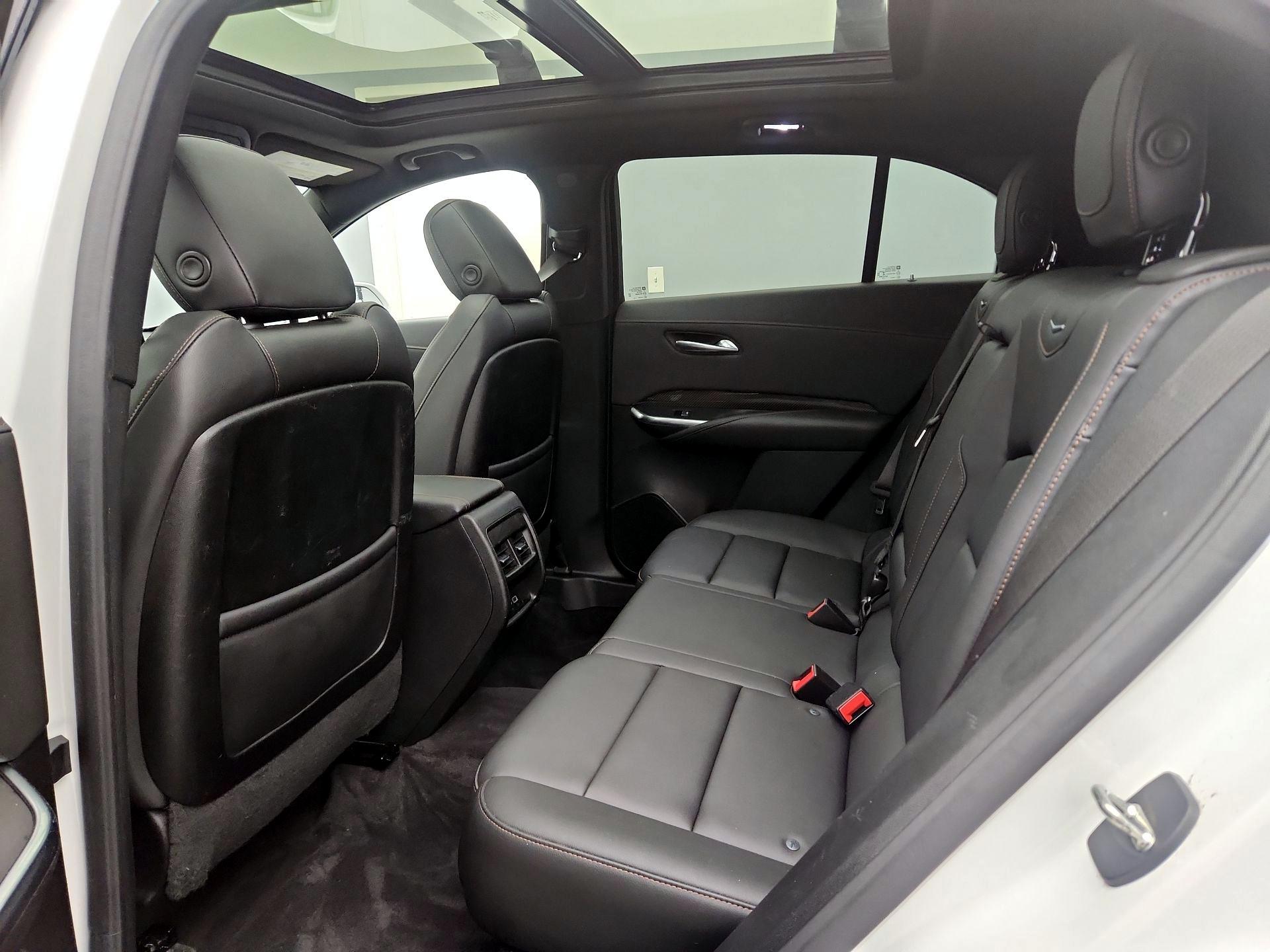 Thumbnail: 2020 Cadillac XT4 - 20