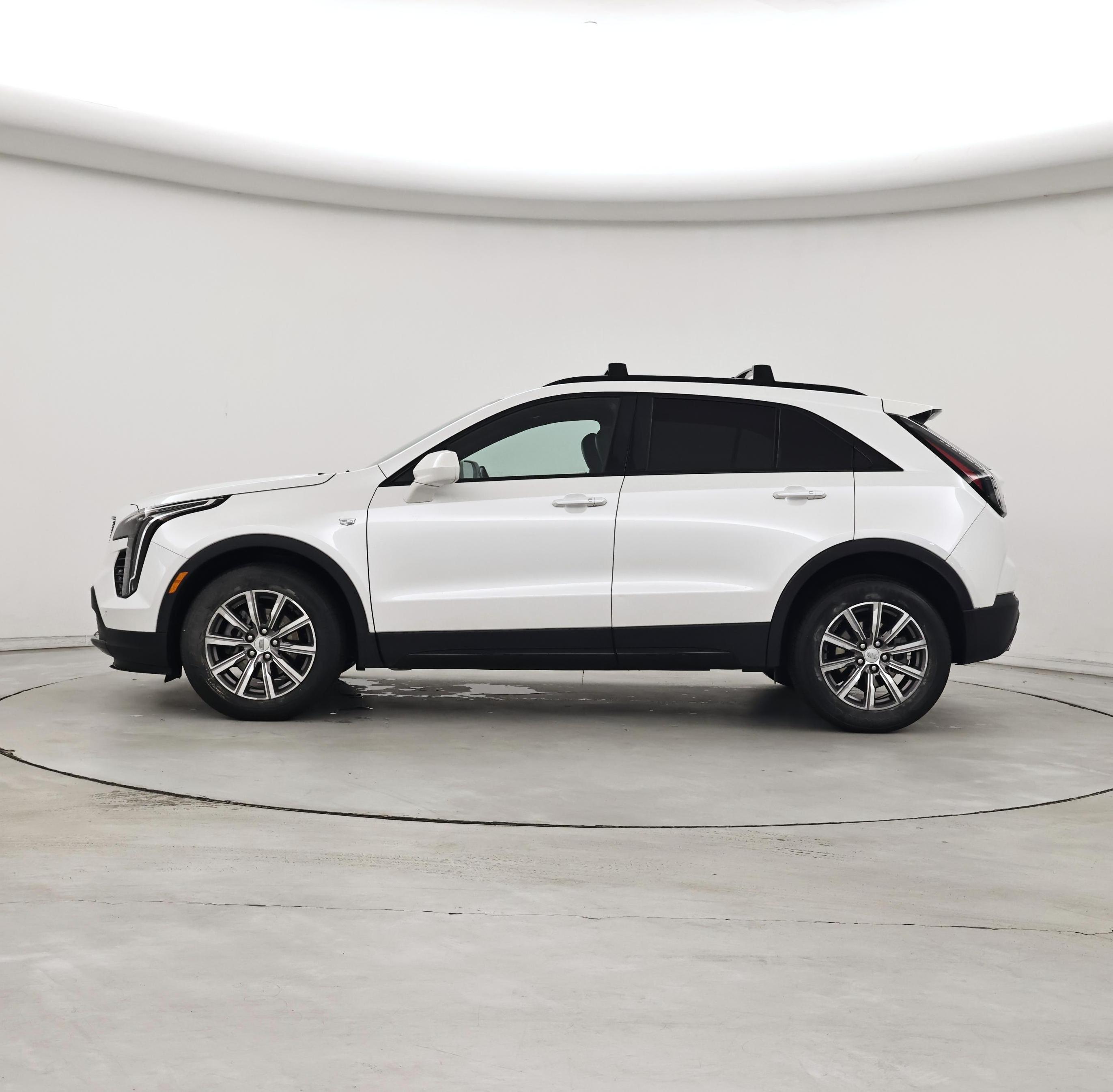 Thumbnail: 2020 Cadillac XT4 - 3