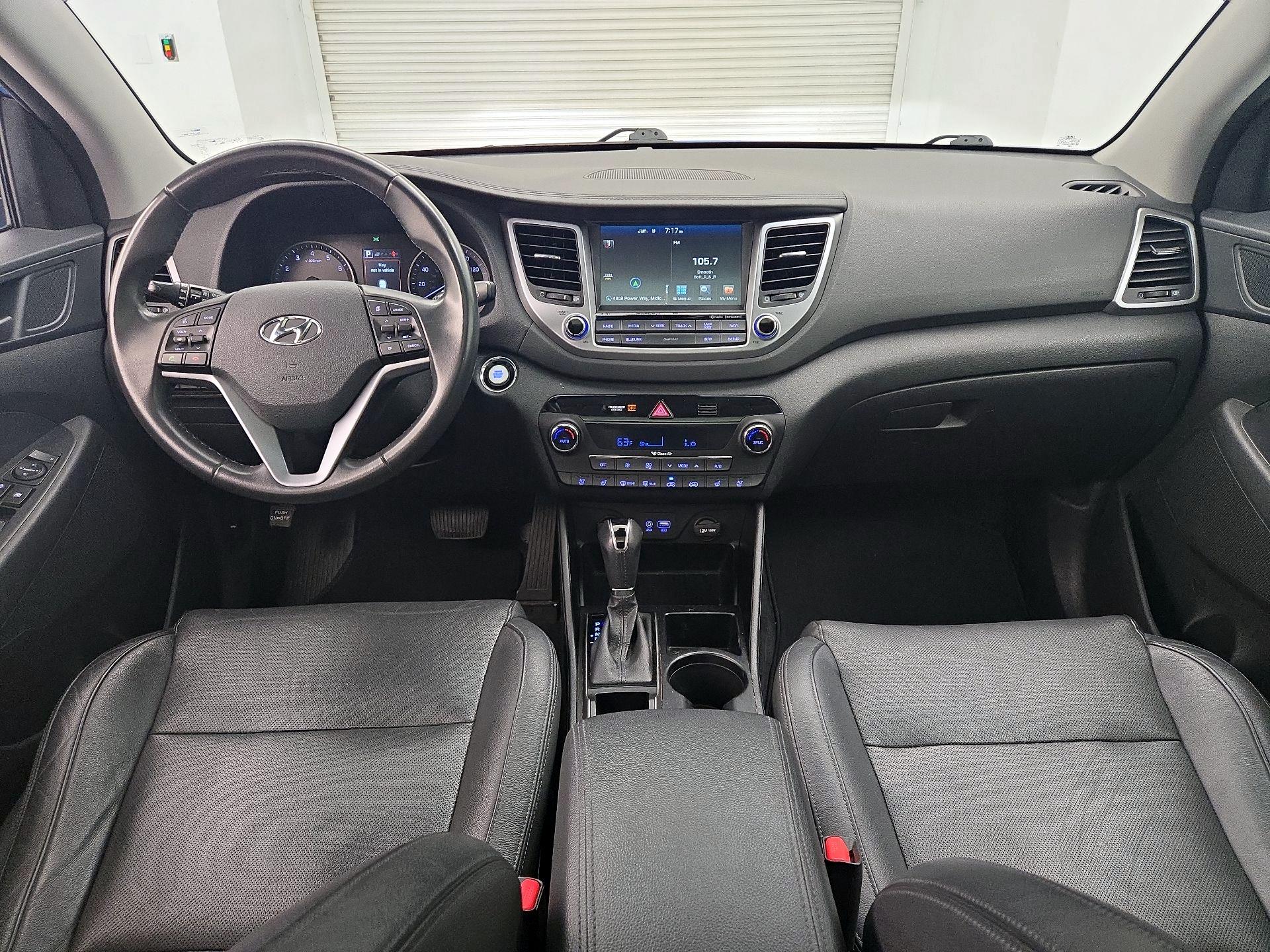 Thumbnail: 2016 Hyundai Tucson - 9