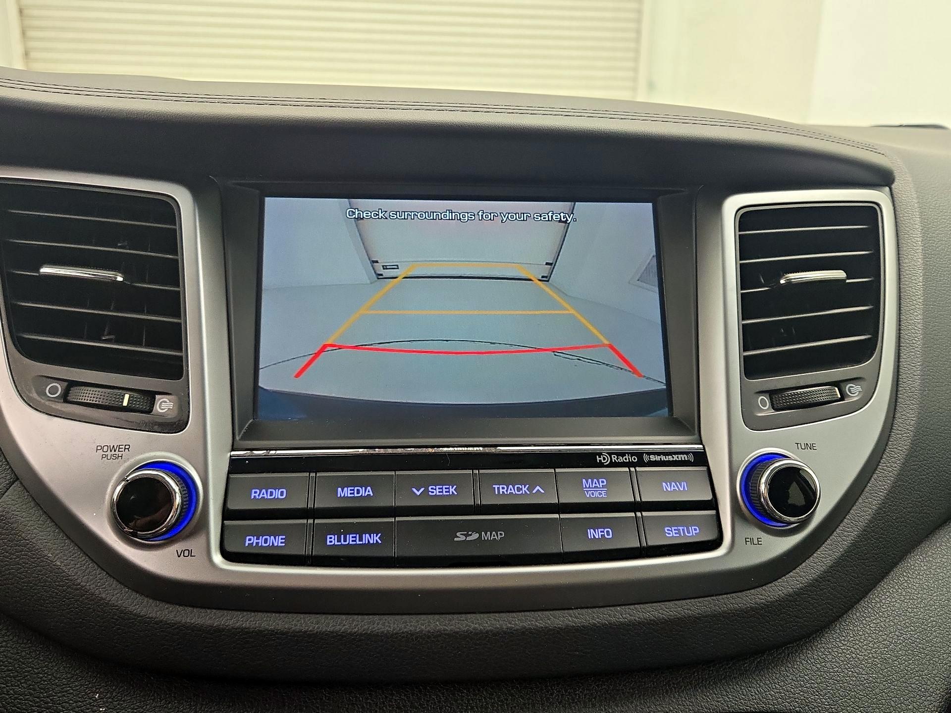 Thumbnail: 2016 Hyundai Tucson - 15