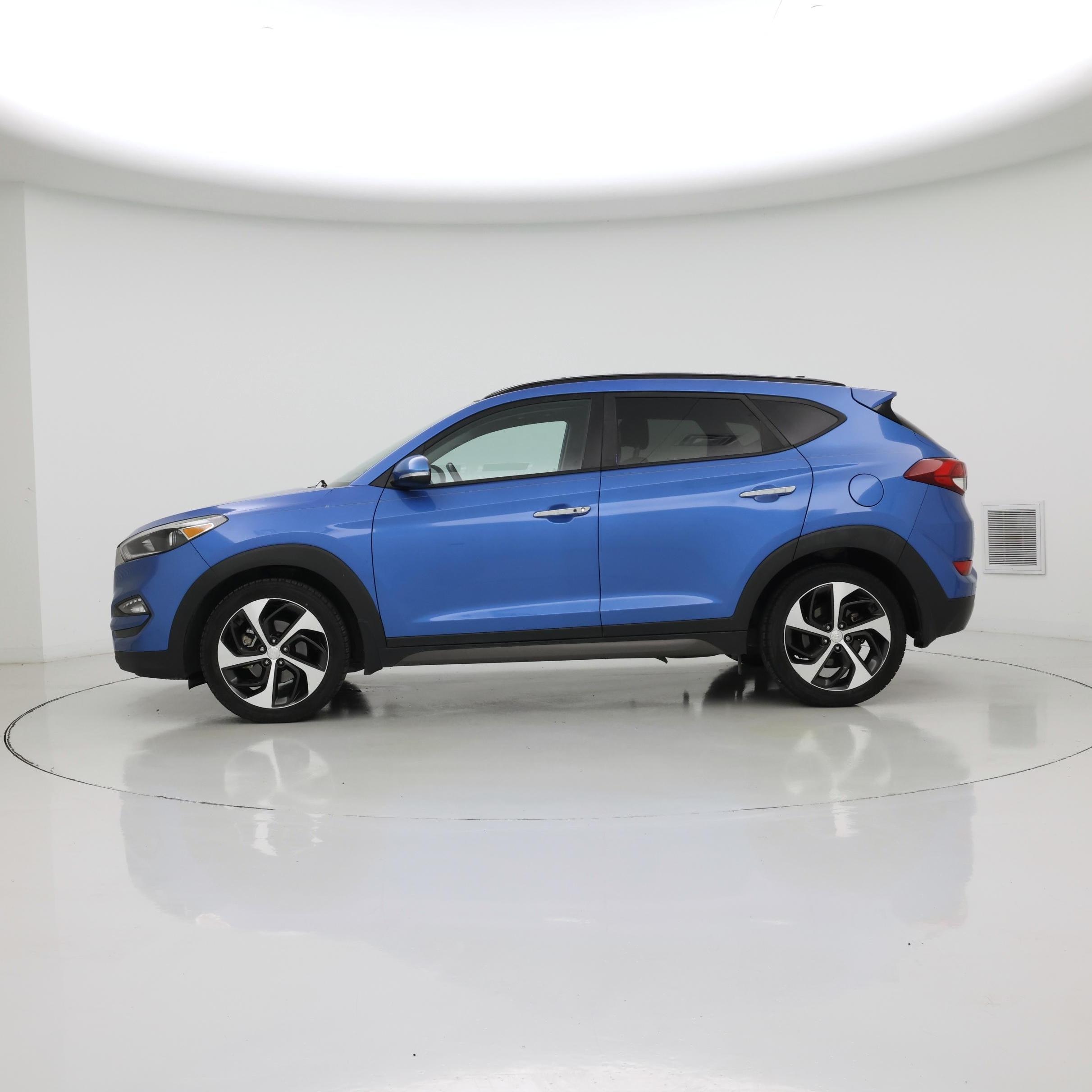 Thumbnail: 2016 Hyundai Tucson - 3