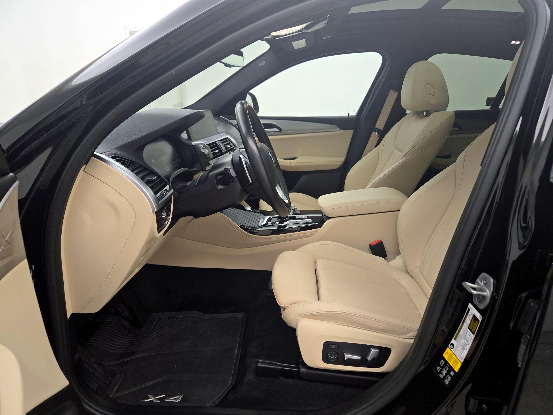Thumbnail: 2021 BMW X4 - 11
