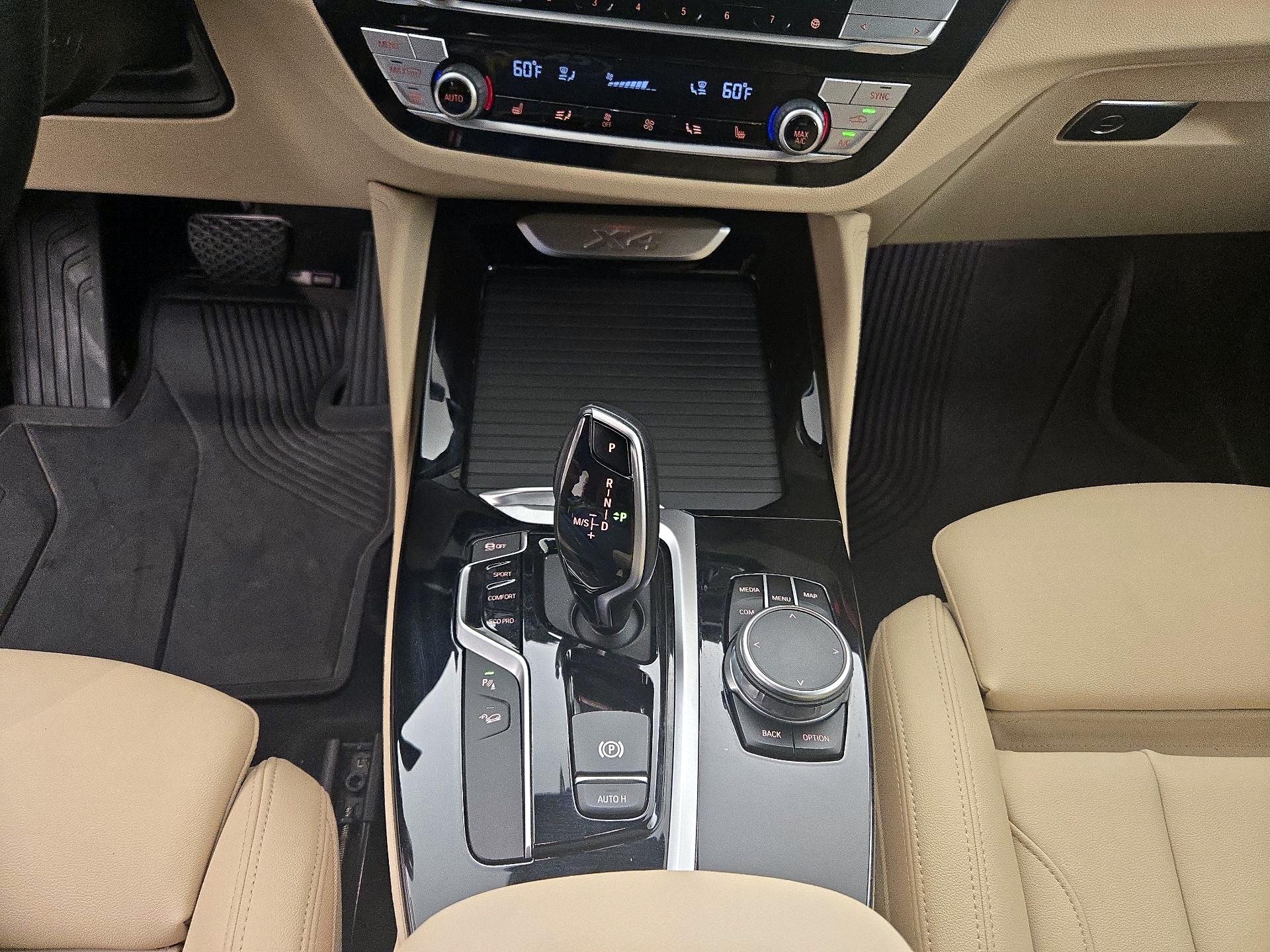 Thumbnail: 2021 BMW X4 - 18