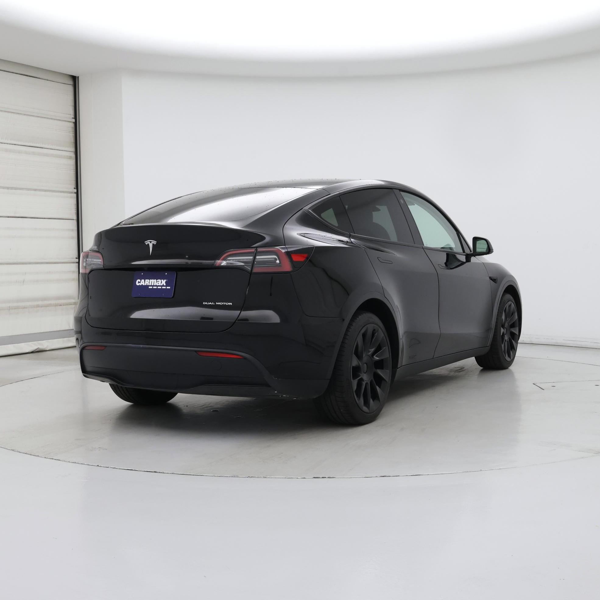 Thumbnail: 2022 Tesla Model Y - 8