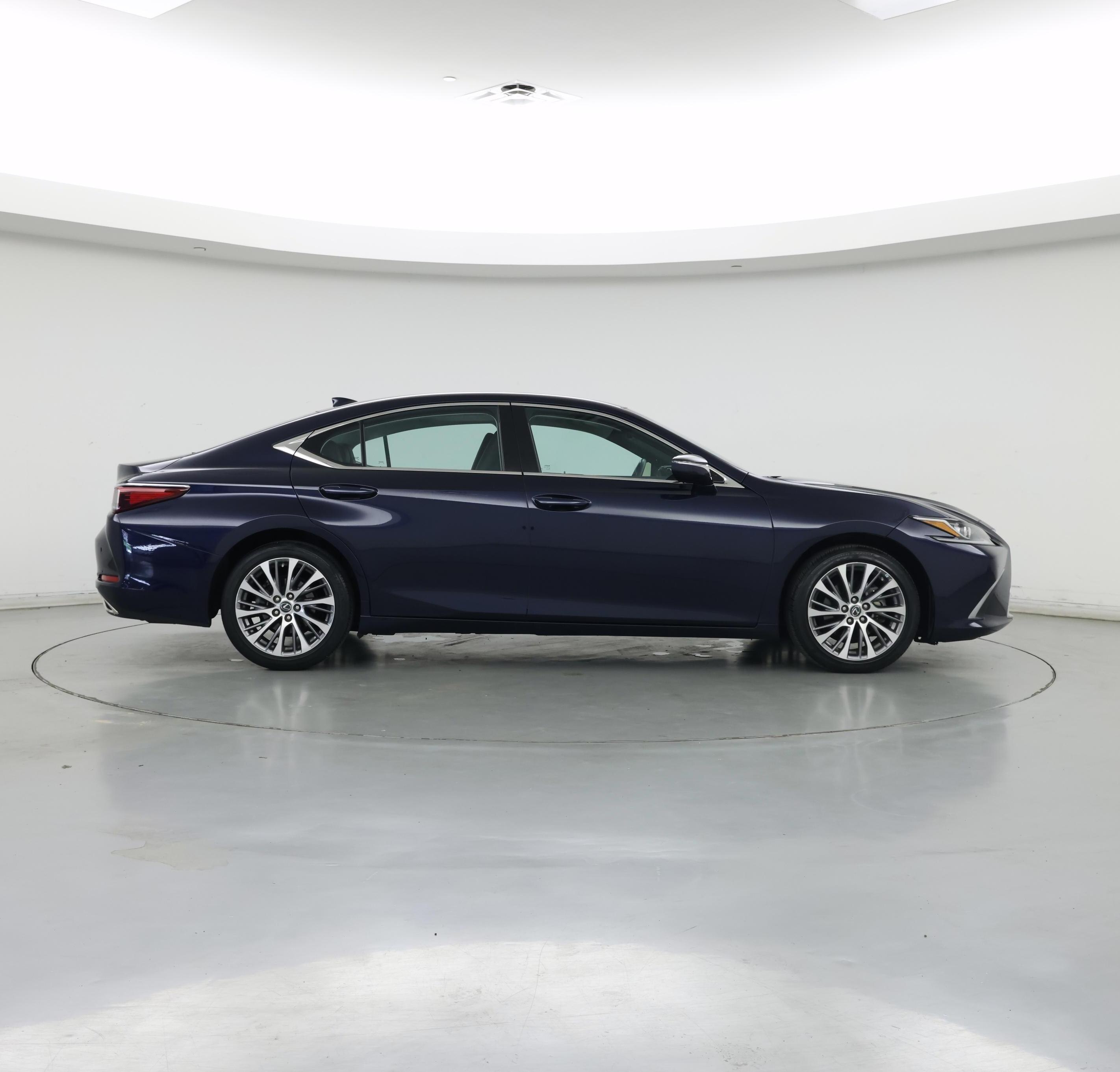 Thumbnail: 2019 Lexus ES - 7