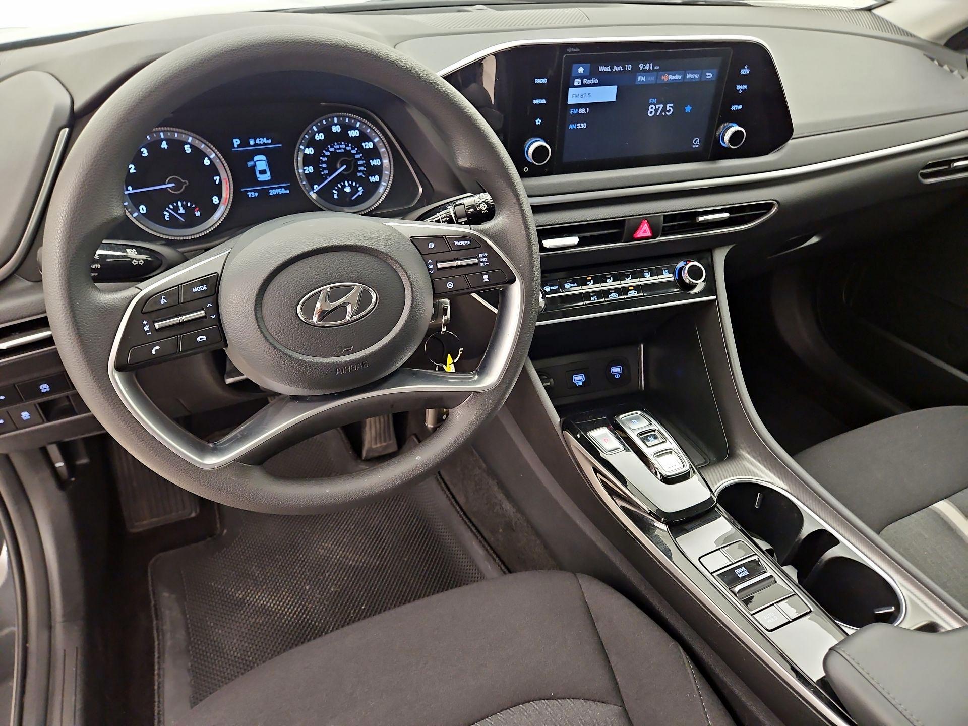 Thumbnail: 2023 Hyundai Sonata - 9