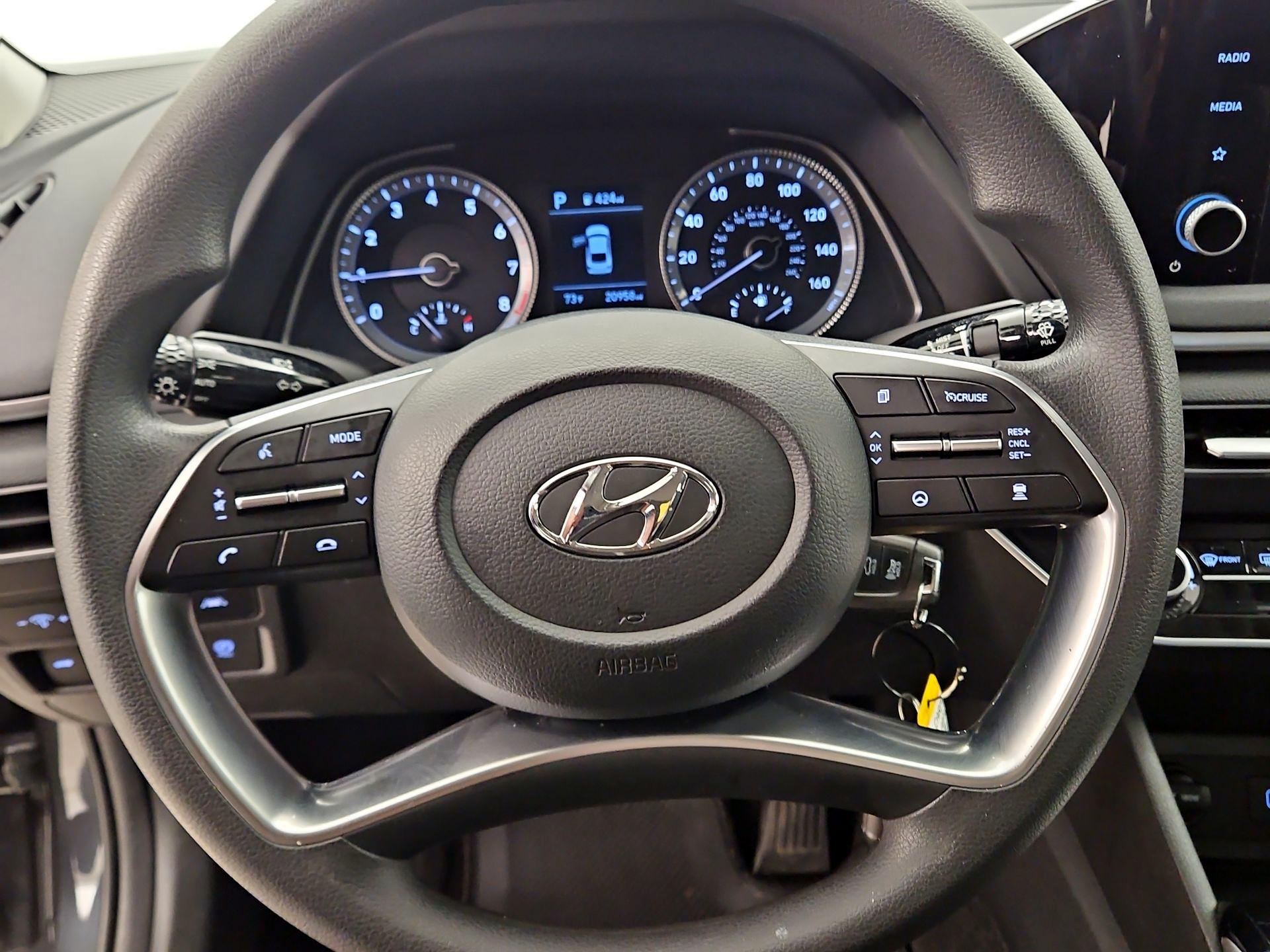 Thumbnail: 2023 Hyundai Sonata - 10