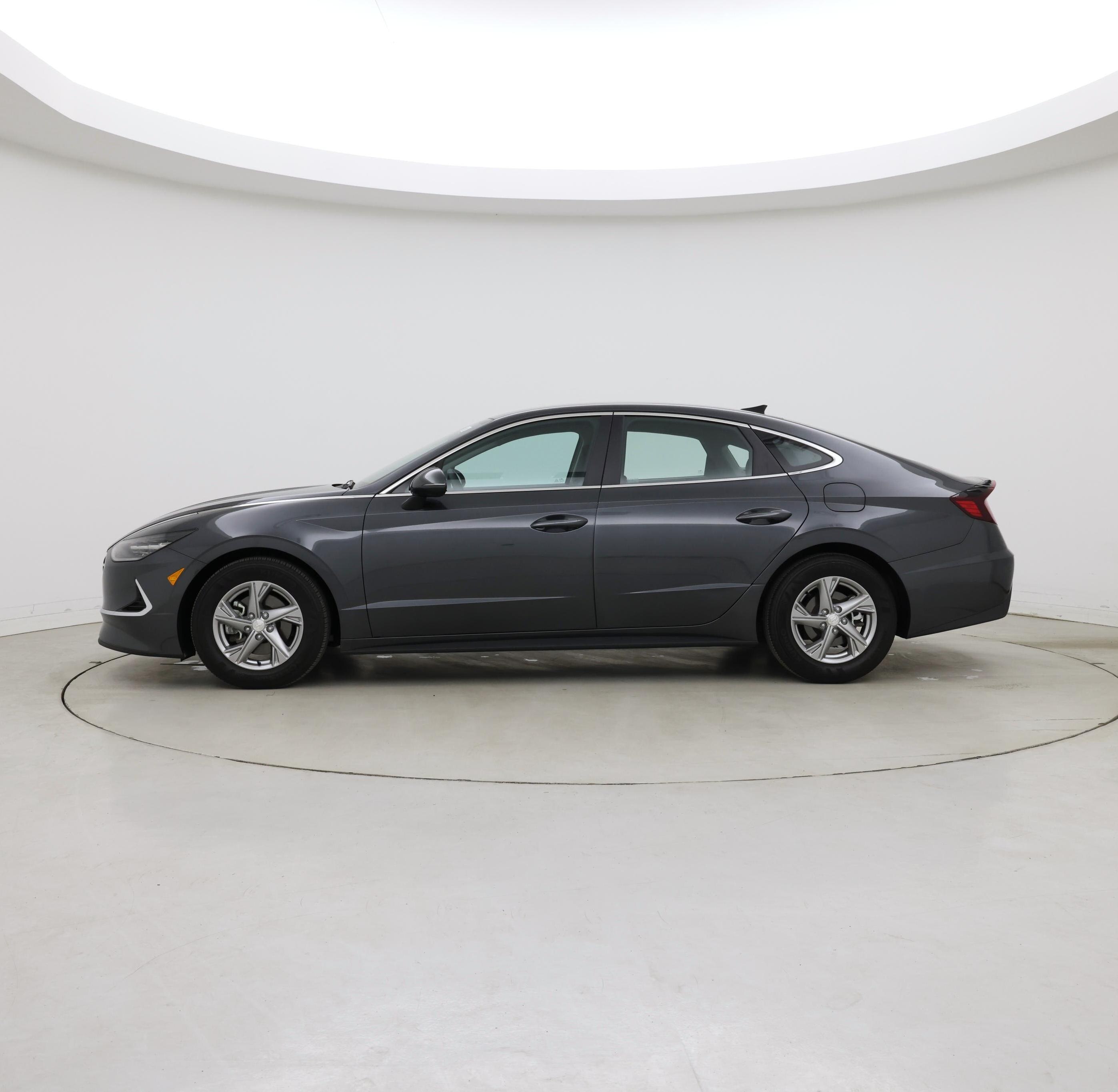 Thumbnail: 2023 Hyundai Sonata - 3