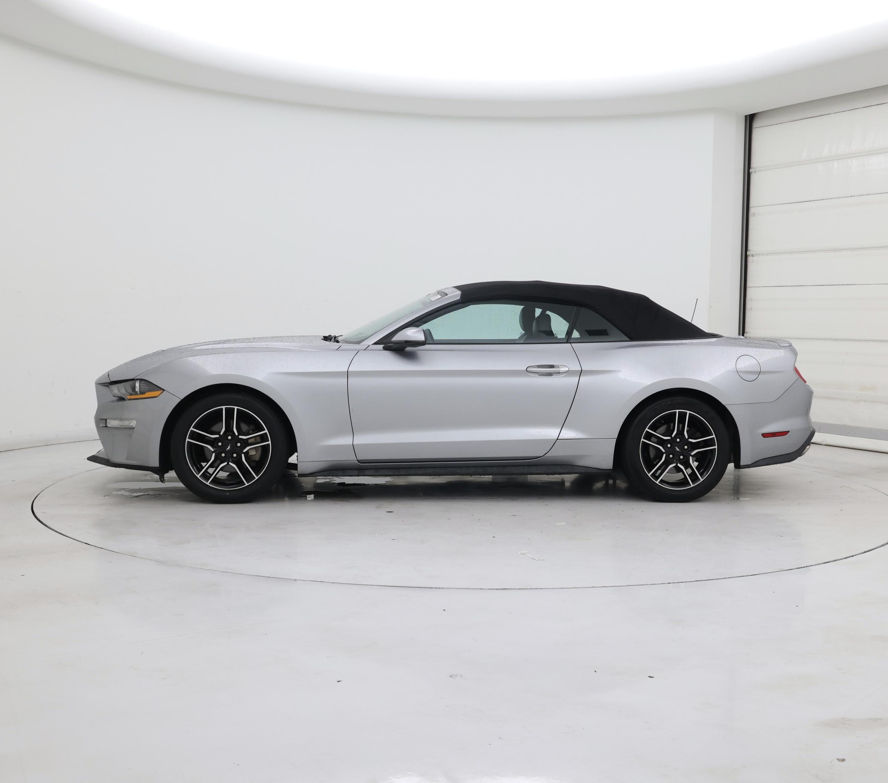 Thumbnail: 2020 Ford Mustang - 3