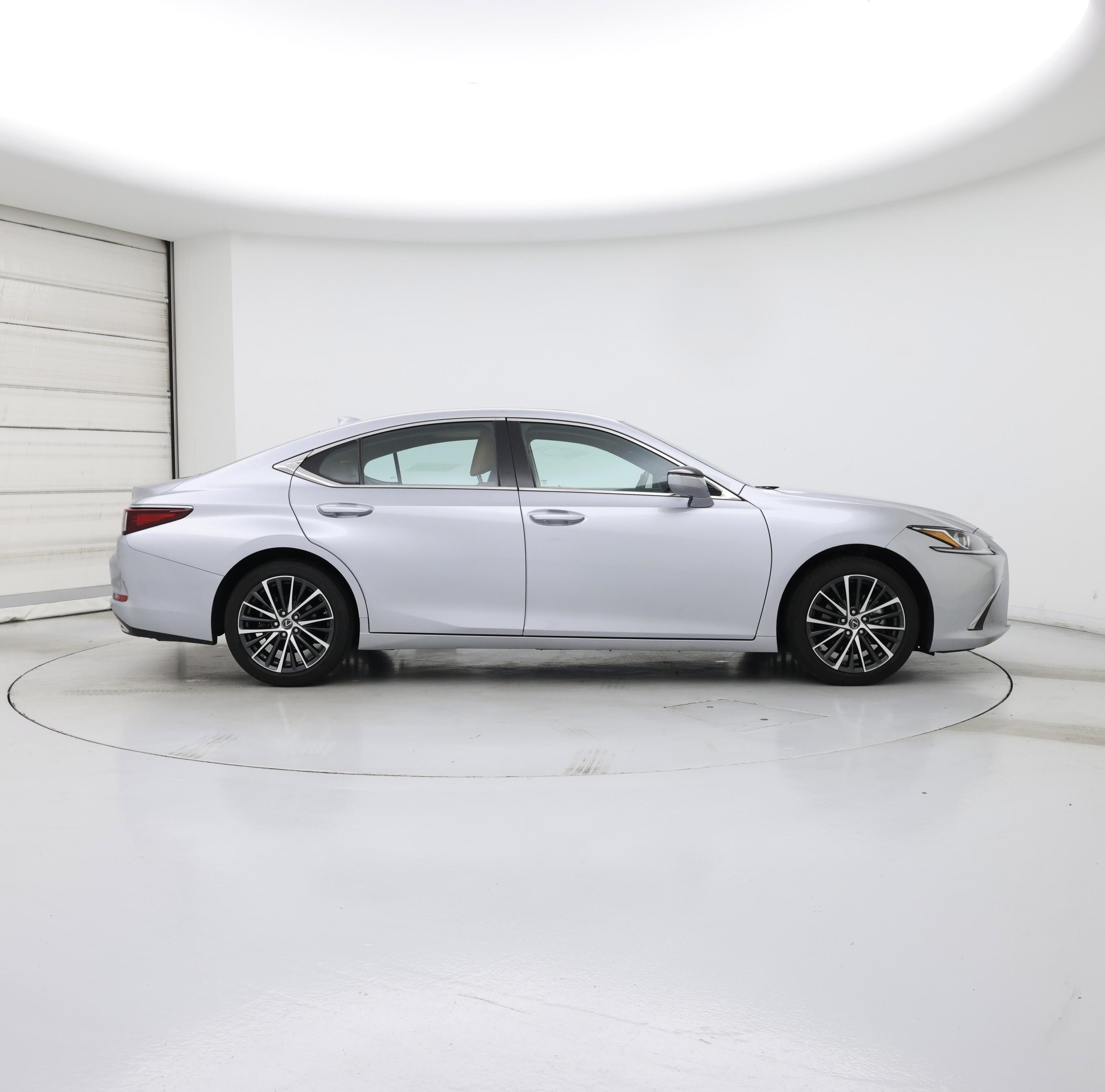 Thumbnail: 2024 Lexus ES - 7