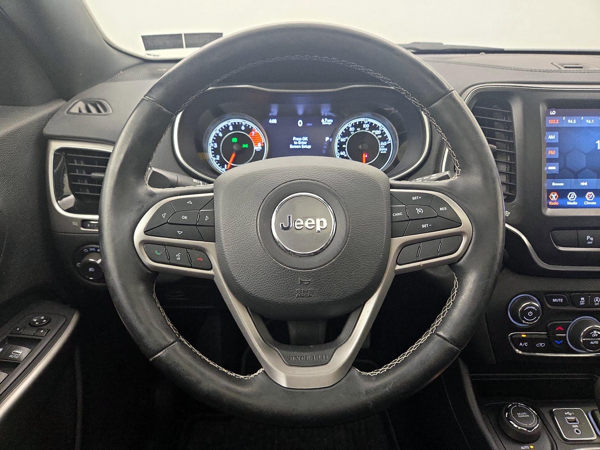 Thumbnail: 2021 Jeep Cherokee - 10