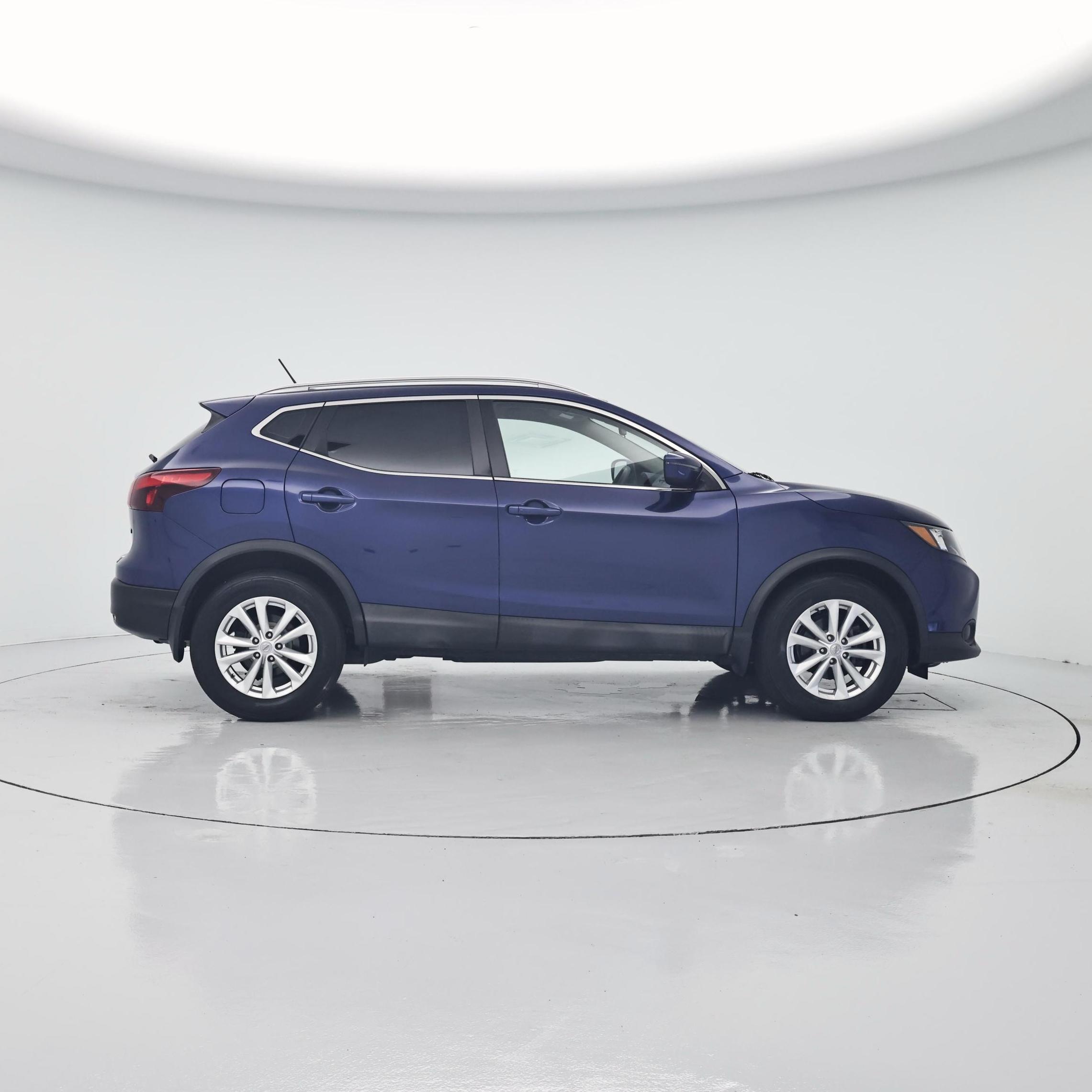 Thumbnail: 2018 Nissan Rogue Sport - 7