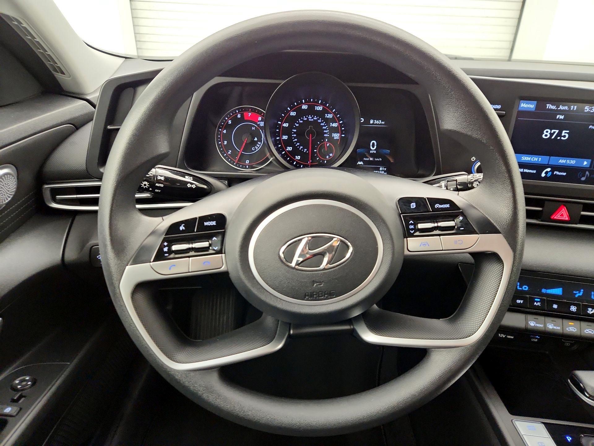 Thumbnail: 2021 Hyundai Elantra - 10