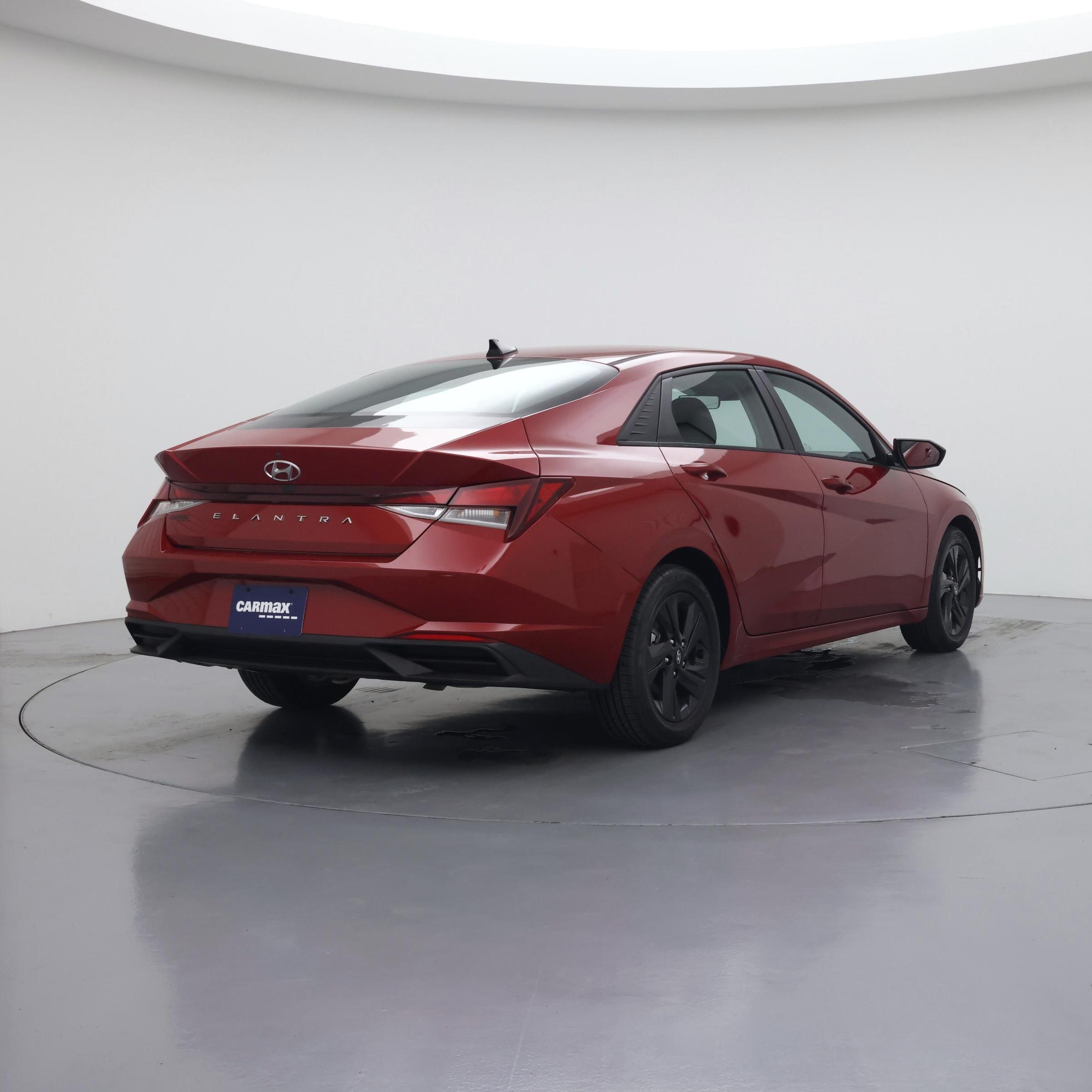 Thumbnail: 2021 Hyundai Elantra - 8