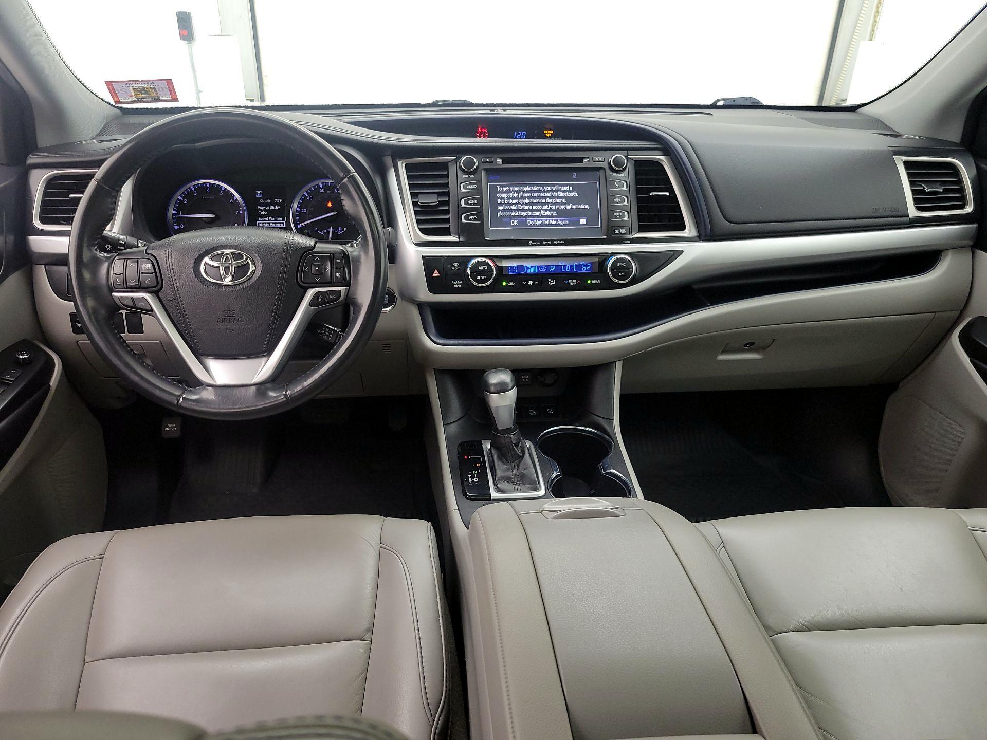 Thumbnail: 2019 Toyota Highlander - 9
