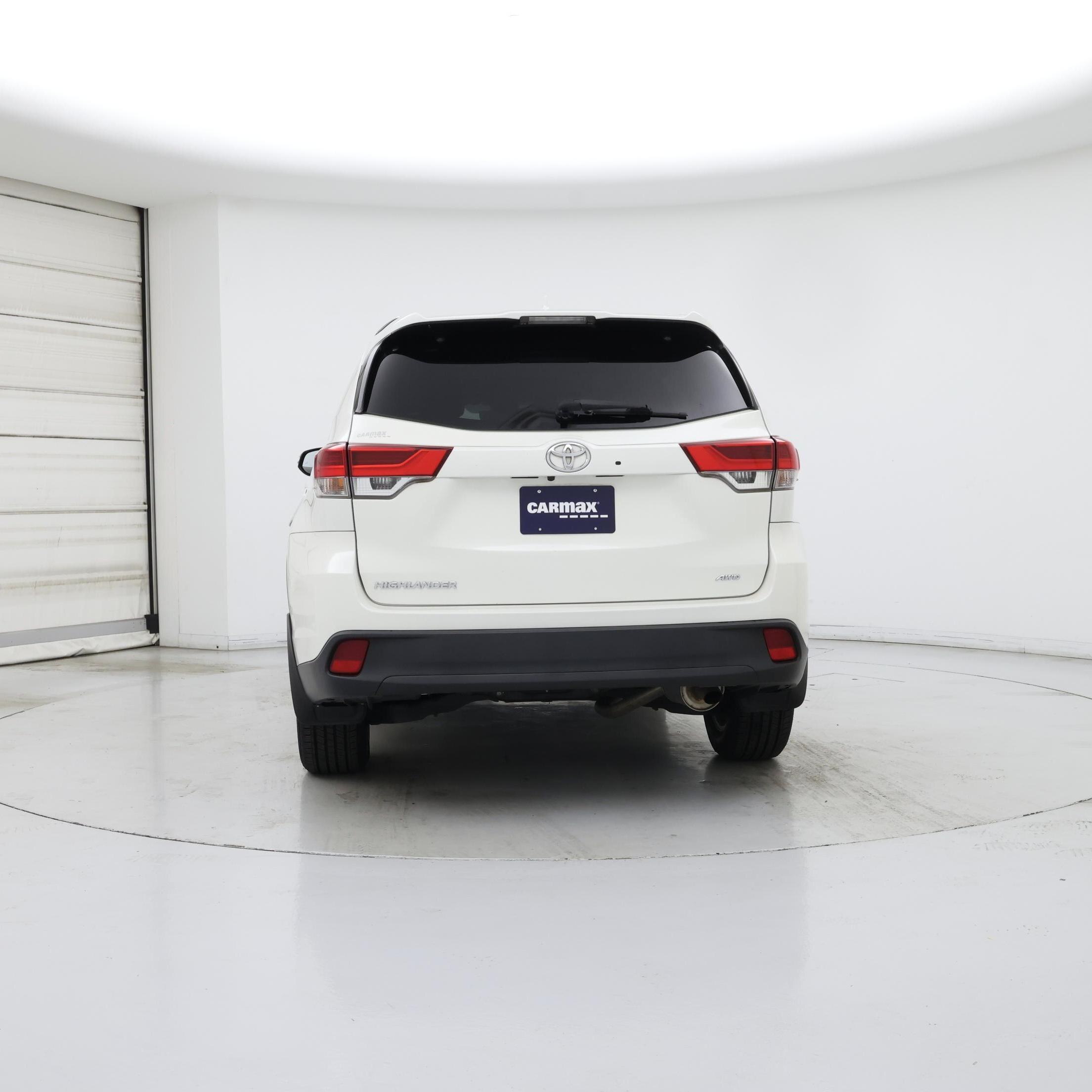 Thumbnail: 2019 Toyota Highlander - 6