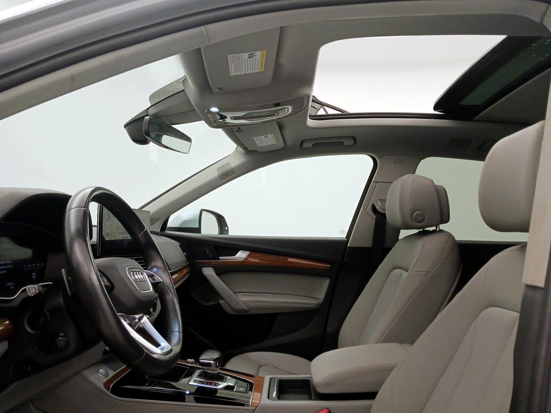 Thumbnail: 2022 Audi Q5 - 19
