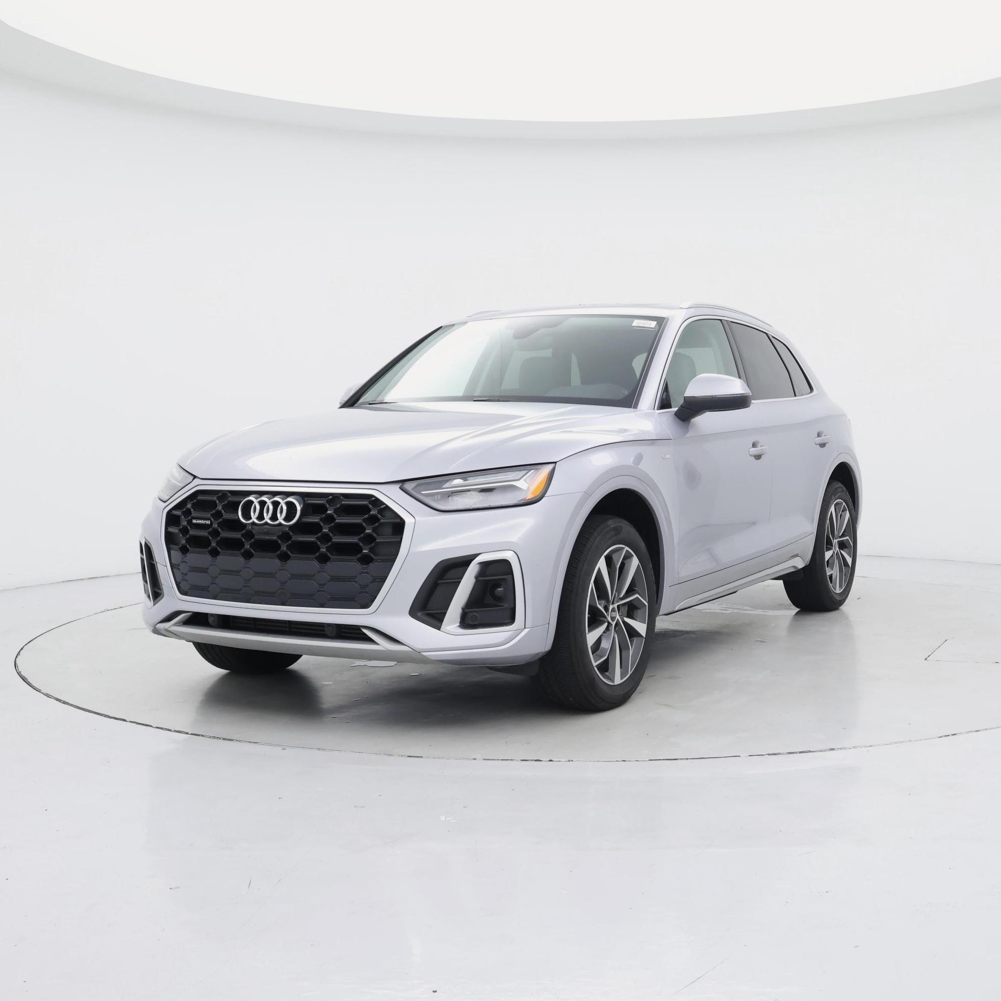 Thumbnail: 2022 Audi Q5 - 4