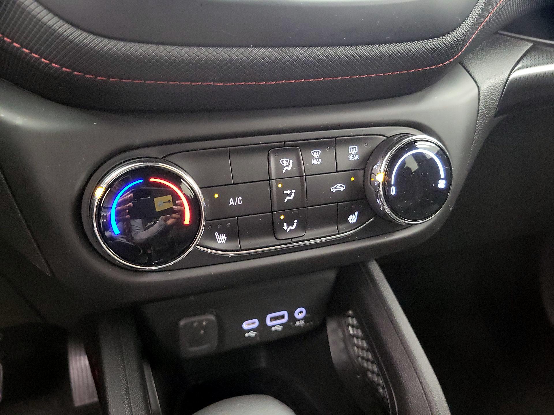 Thumbnail: 2023 Chevrolet TrailBlazer - 16