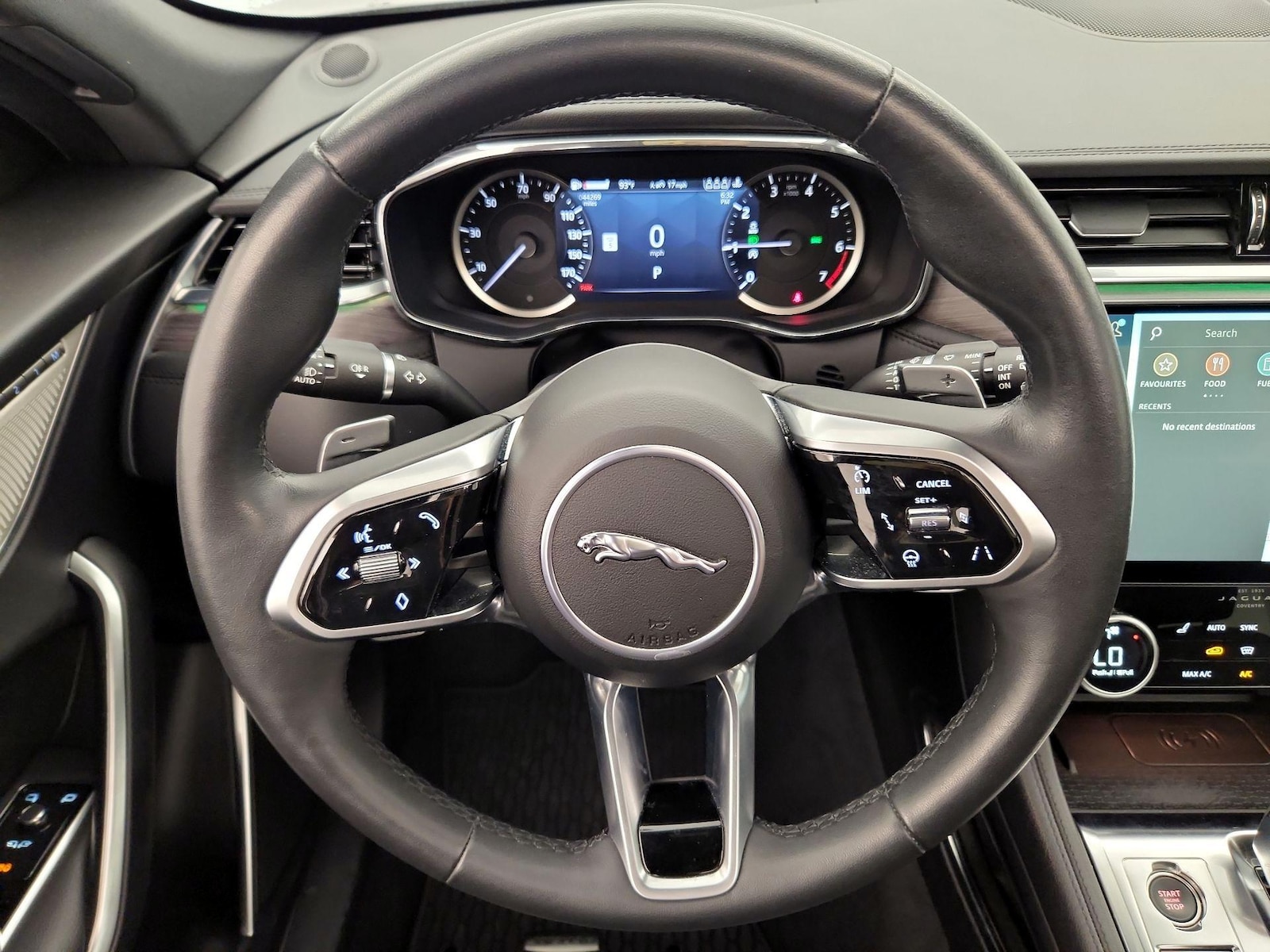 2023 Jaguar F-Pace S - Photo 11