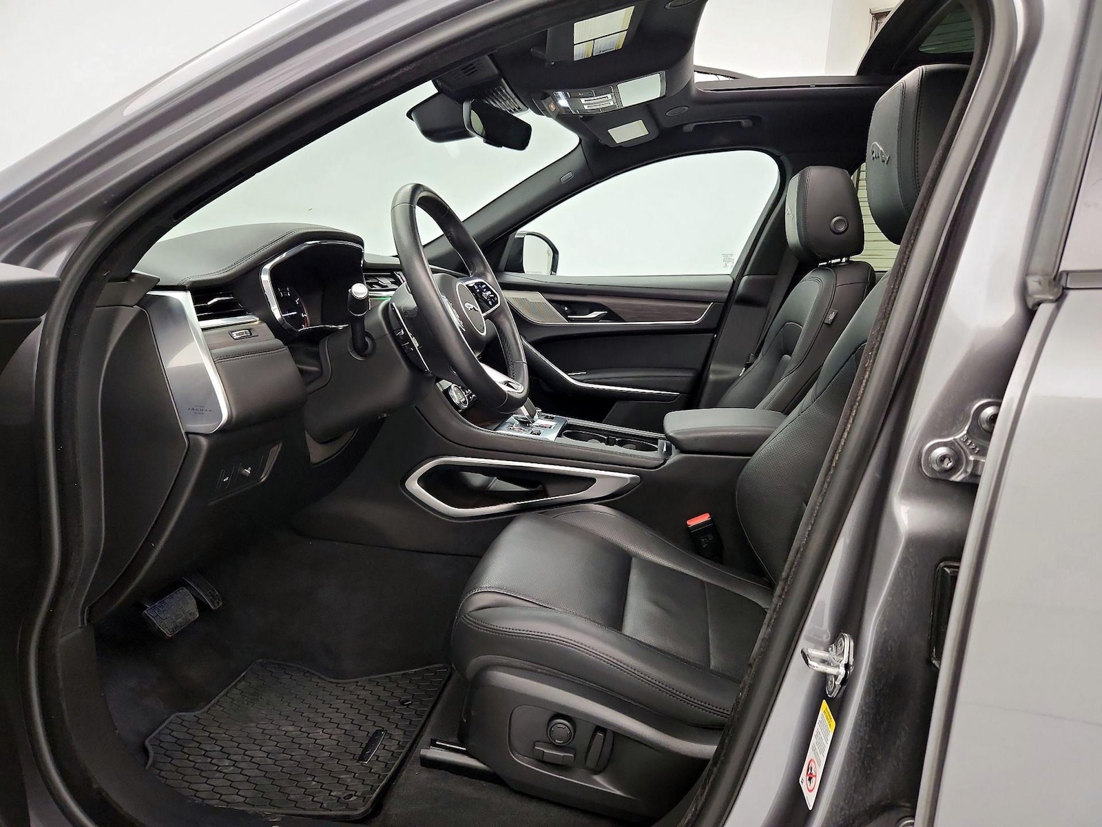 2023 Jaguar F-Pace S - Photo 12