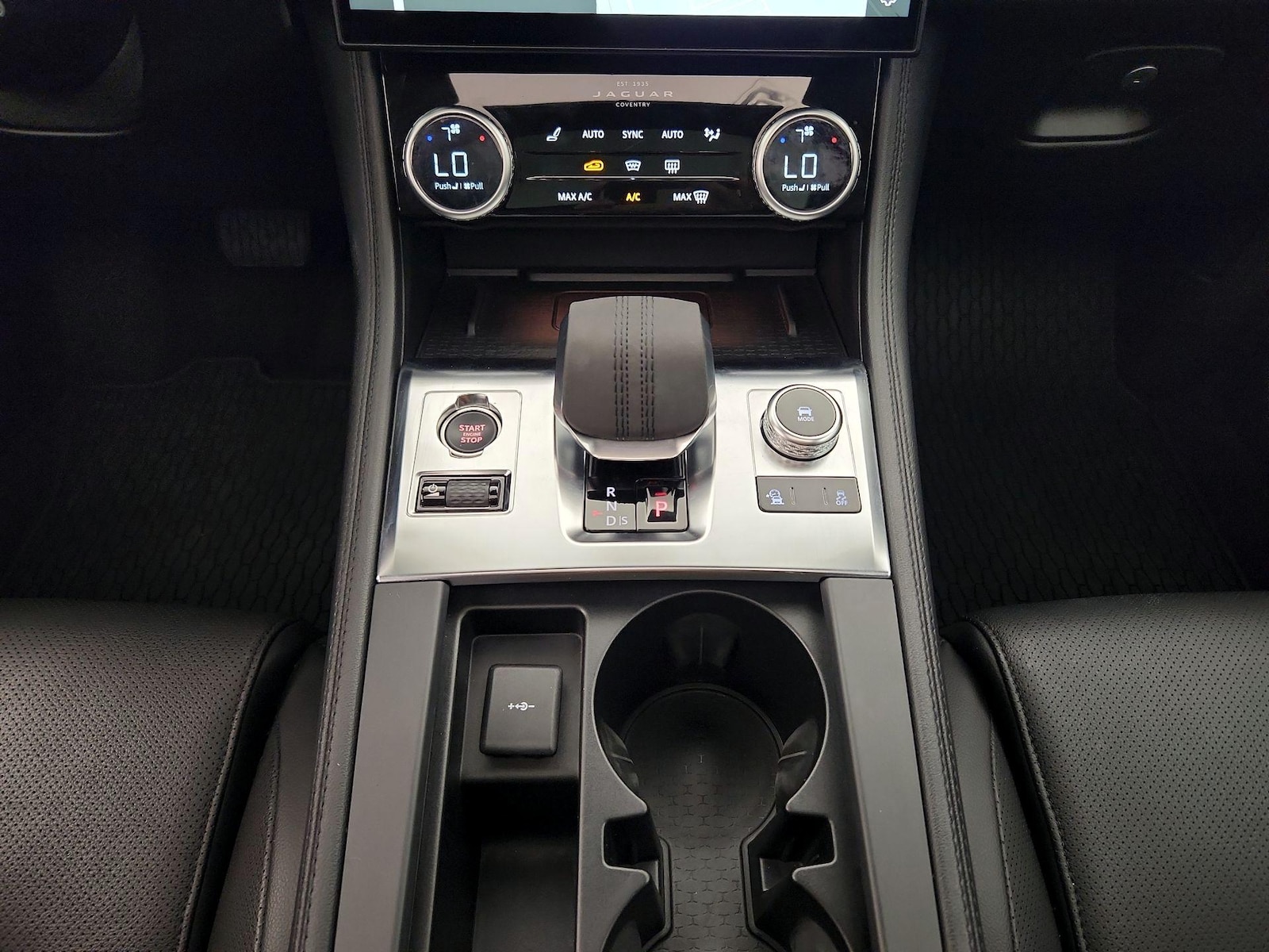 2023 Jaguar F-Pace S - Photo 19
